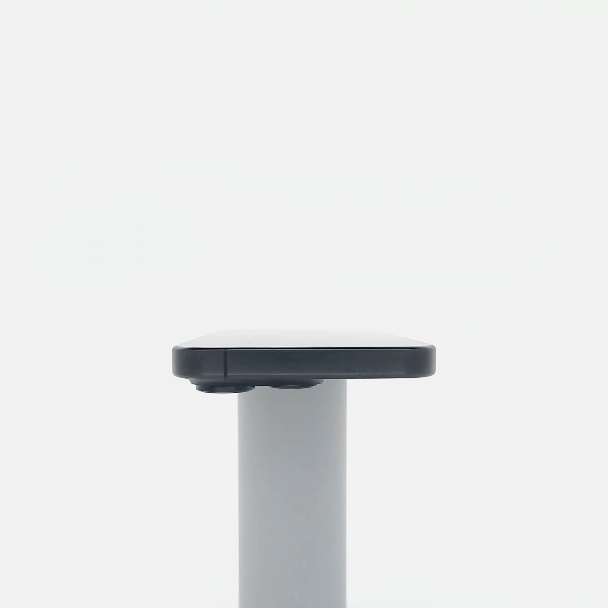 95新 Apple iPhone 16 Pro 128G 黑色鈦金屬 中國大陸版