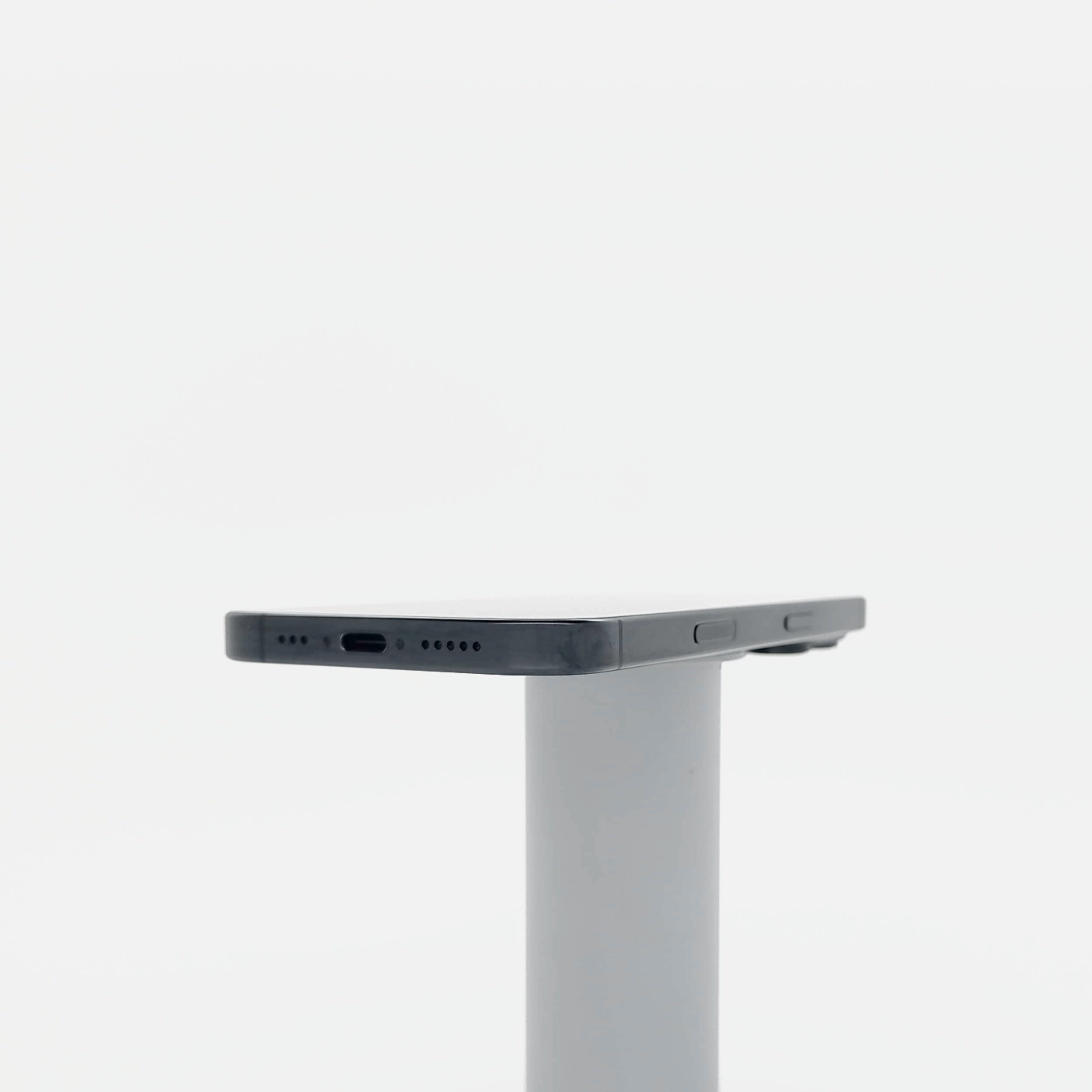 95新 Apple iPhone 16 Pro 128G 黑色鈦金屬 中國大陸版