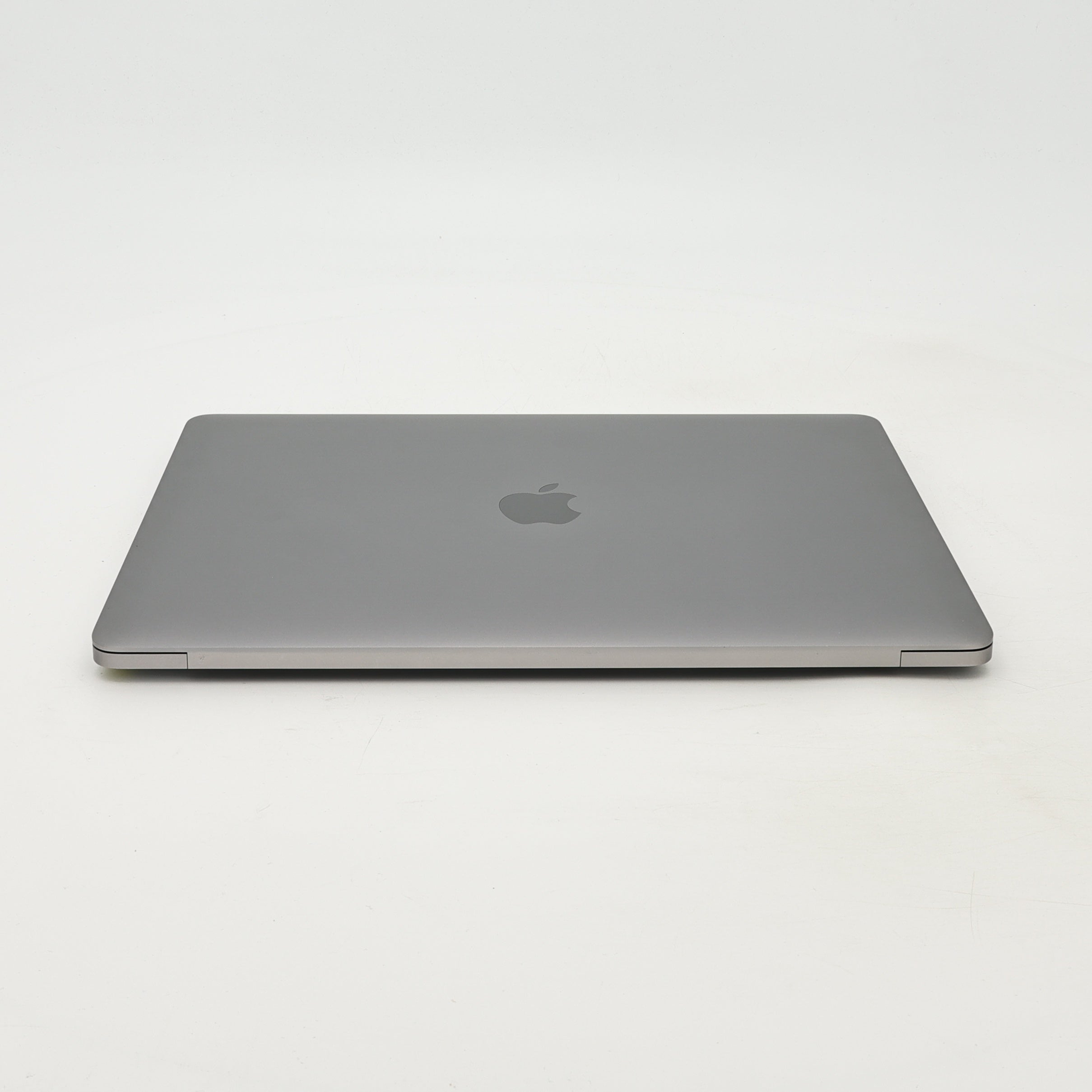 95新 Apple MacBook Pro 22年 13寸 M2（8+10核） 8G RAM 512G SSD 深空灰色