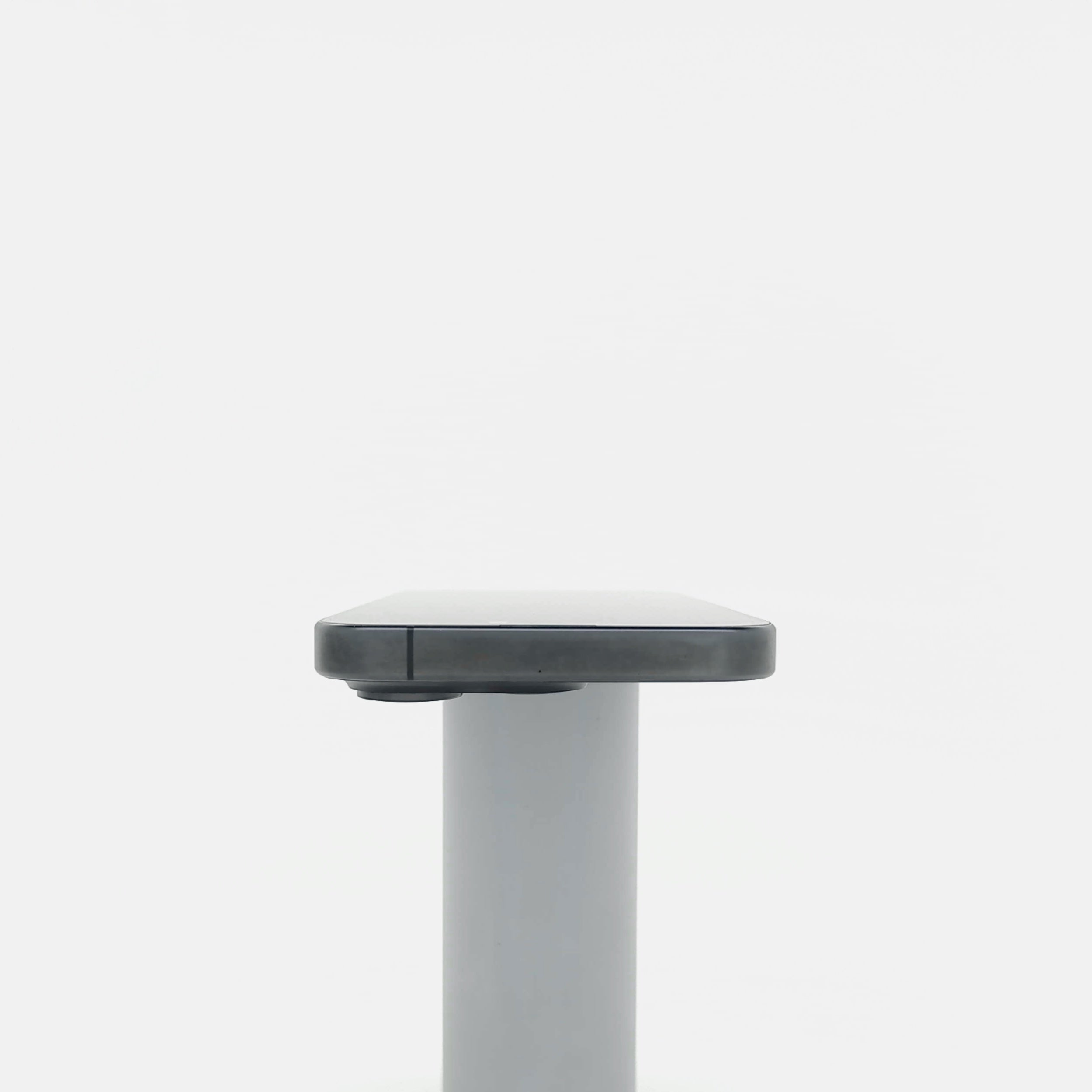 95新 Apple iPhone 15 Pro 128G 黑色鈦金屬 中國大陸版