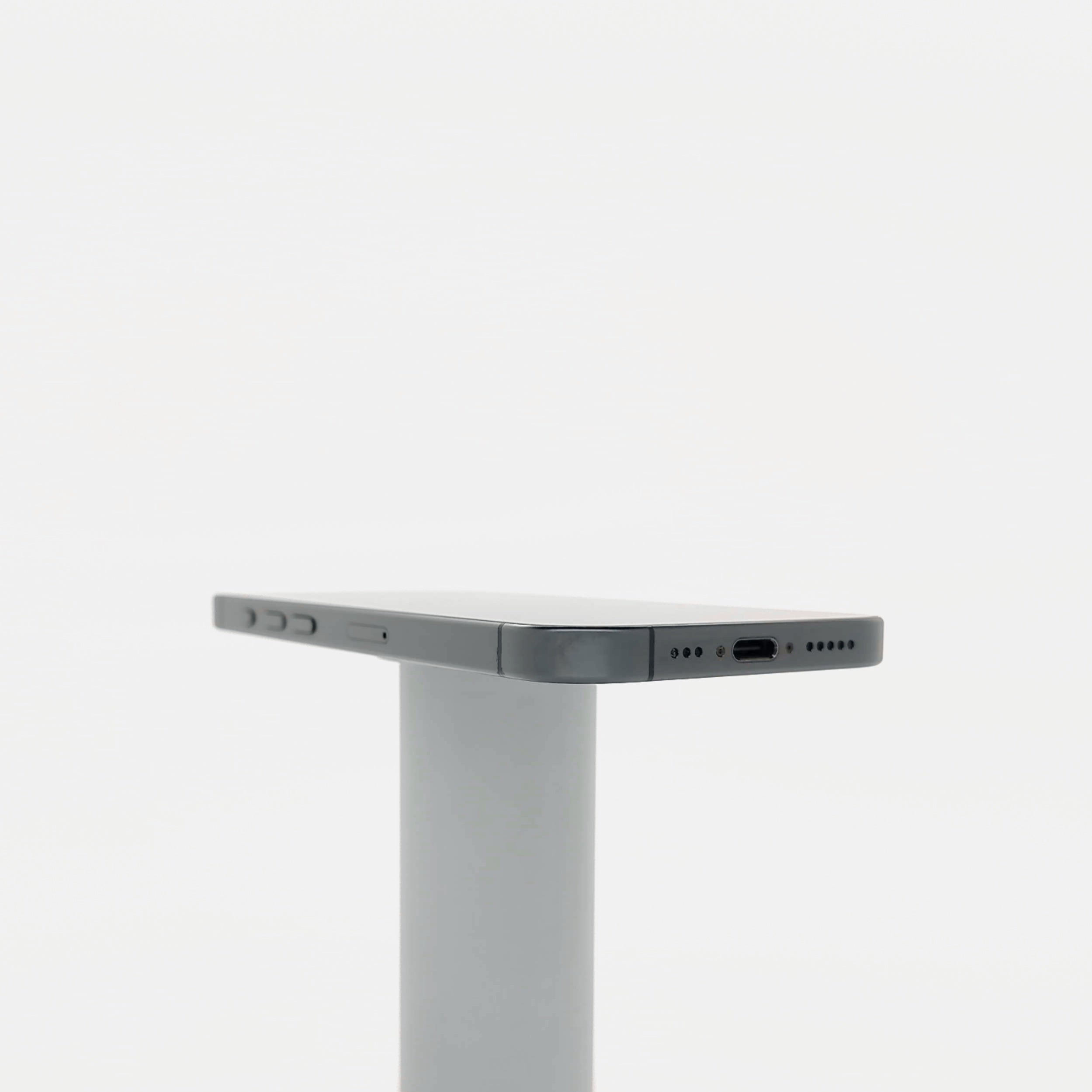 95新 Apple iPhone 15 Pro 128G 黑色鈦金屬 中國大陸版