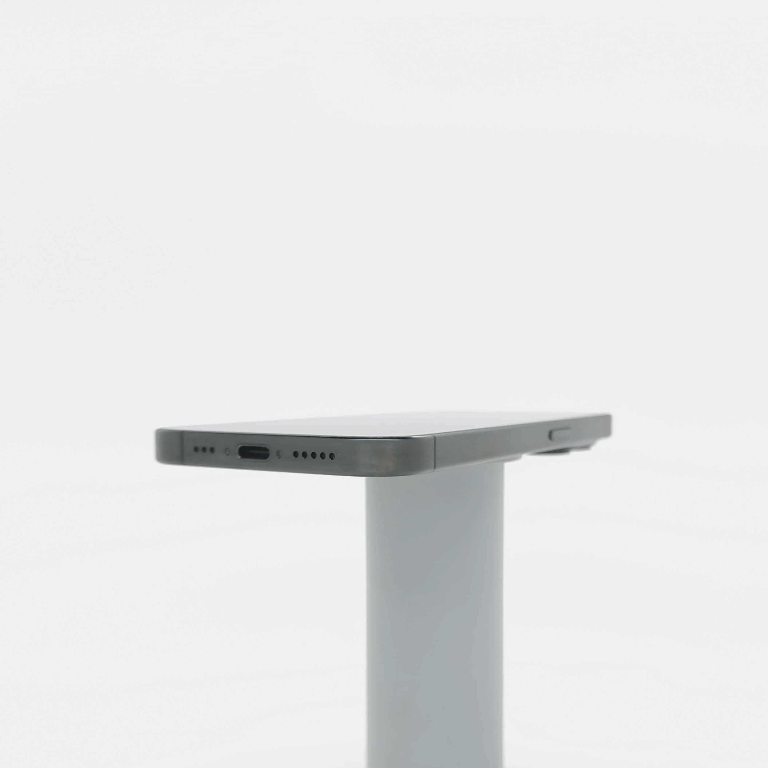 95新 Apple iPhone 15 Pro 128G 黑色鈦金屬 中國大陸版