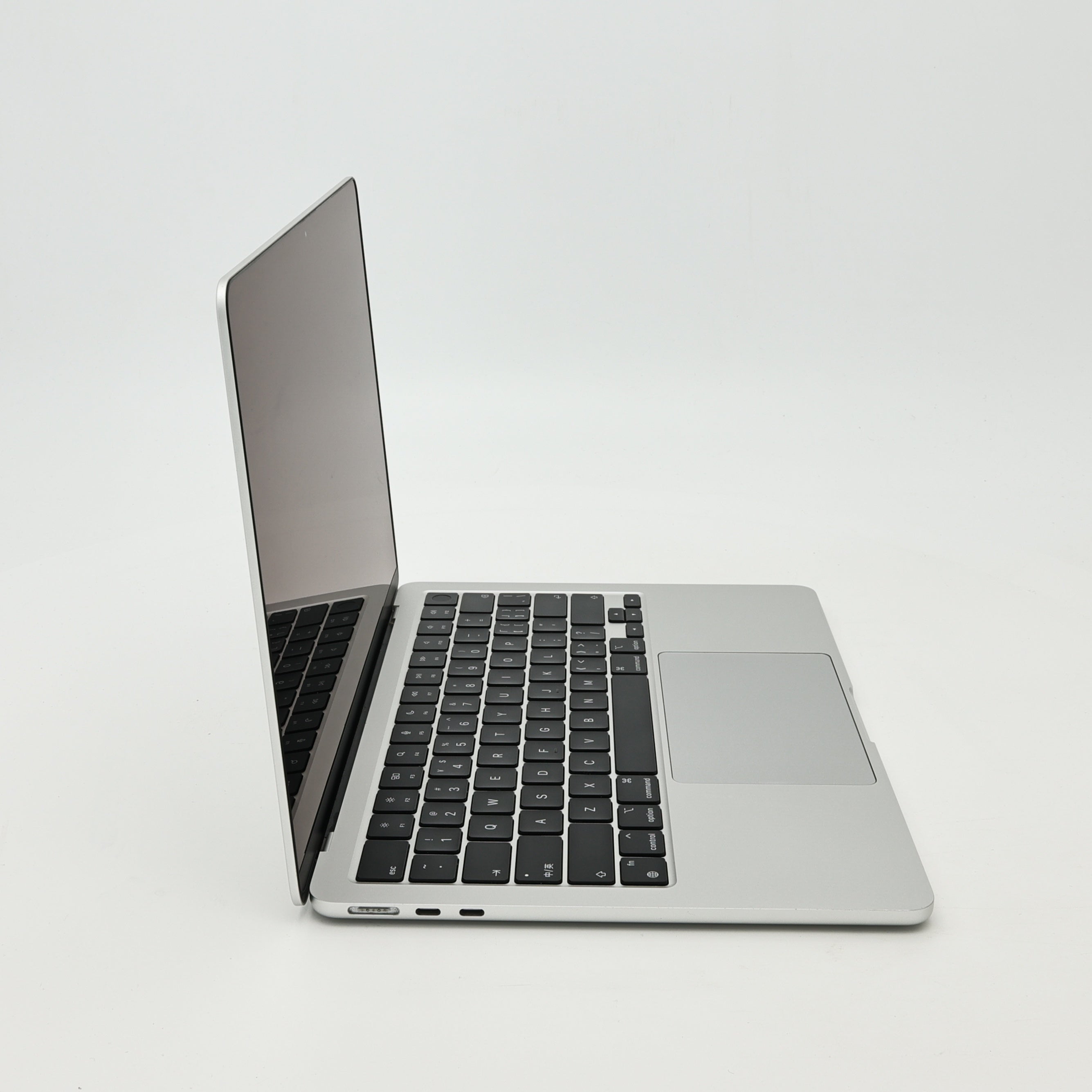 95新 Apple MacBook Air 22年 13寸 M2（8+8核） 8G RAM 256G SSD 銀色