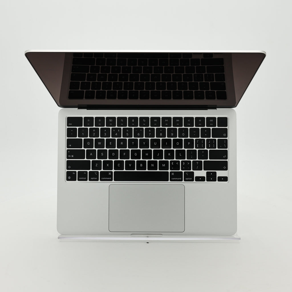 95新 Apple MacBook Air 22年 13寸 M2（8+8核） 8G RAM 256G SSD 銀色