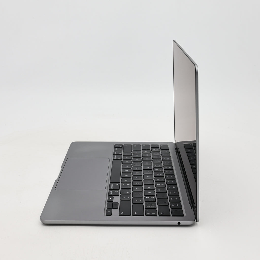 95新 Apple MacBook Air 22年 13寸 M2（8+8核） 8G RAM 256G SSD 深空灰色