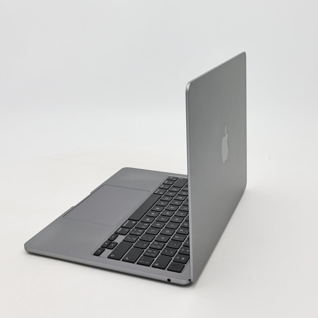 95新 Apple MacBook Air 22年 13寸 M2（8+8核） 8G RAM 256G SSD 深空灰色