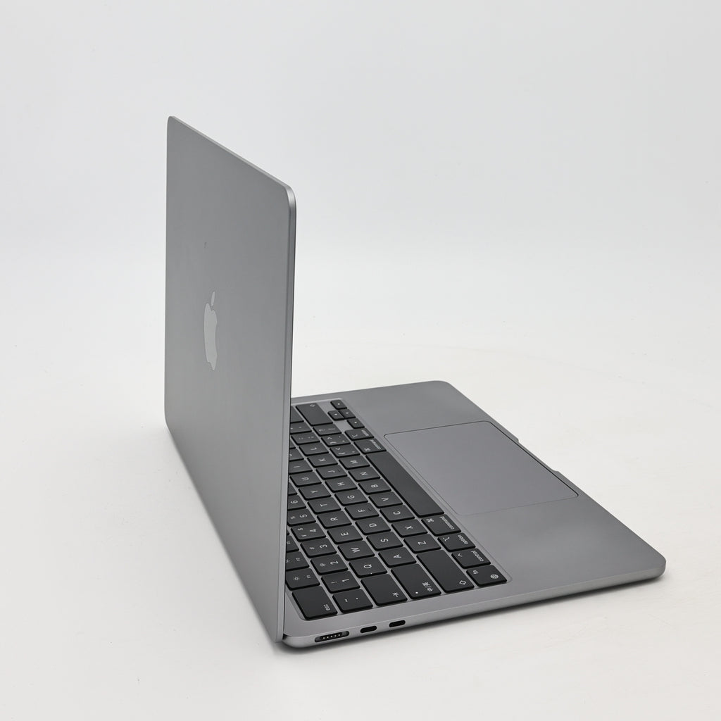 95新 Apple MacBook Air 22年 13寸 M2（8+8核） 8G RAM 256G SSD 深空灰色
