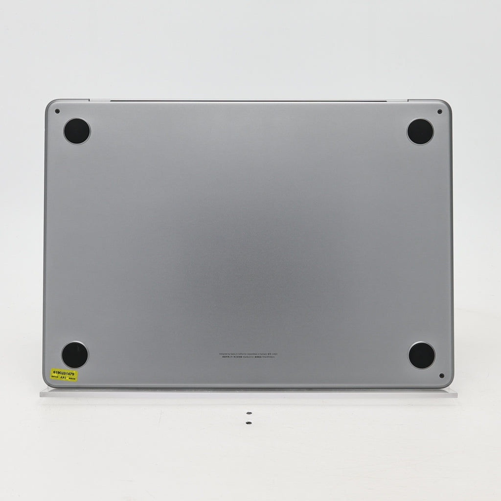 95新 Apple MacBook Air 22年 13寸 M2（8+8核） 8G RAM 256G SSD 深空灰色