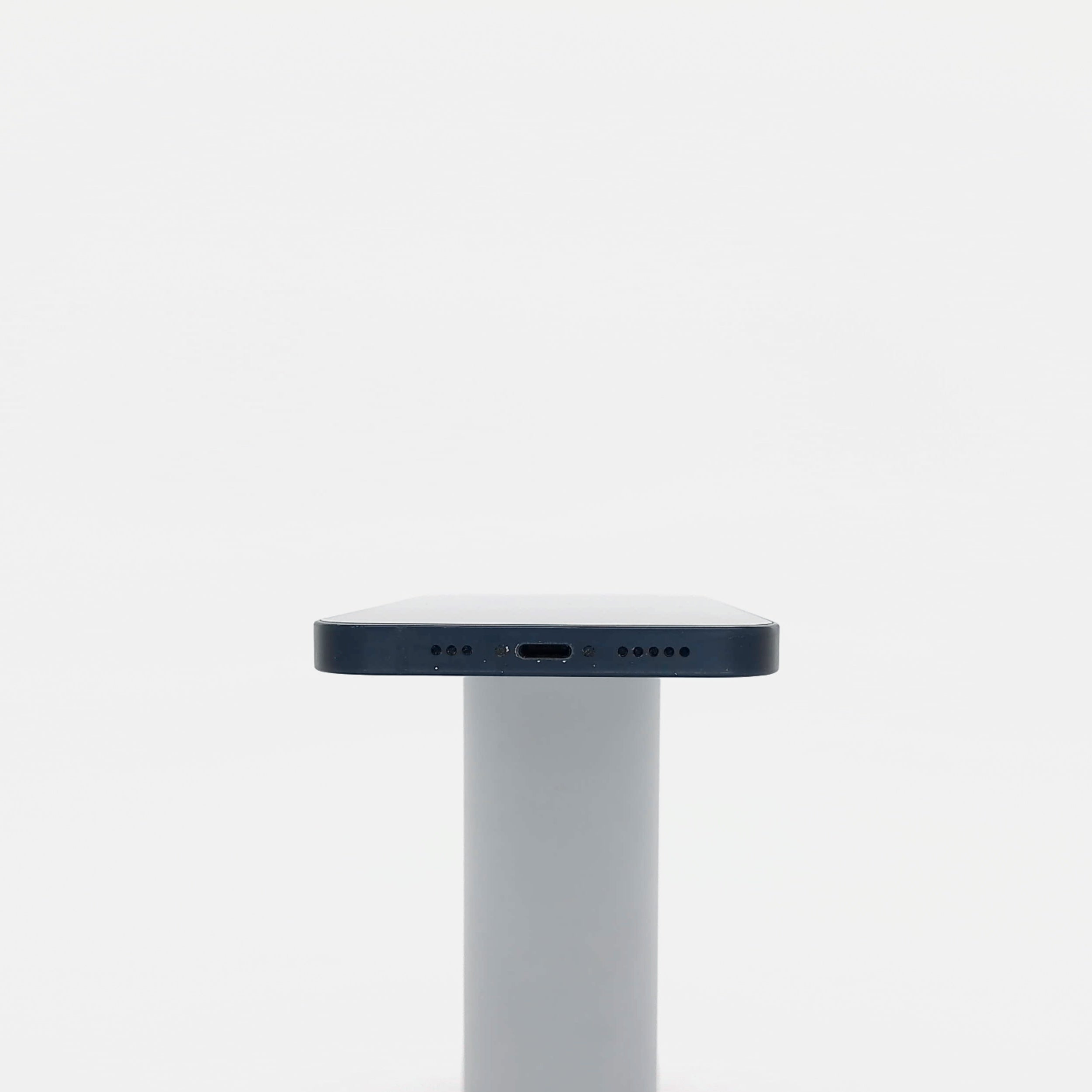 95新 Apple iPhone 13 256G 午夜色 中國大陸版