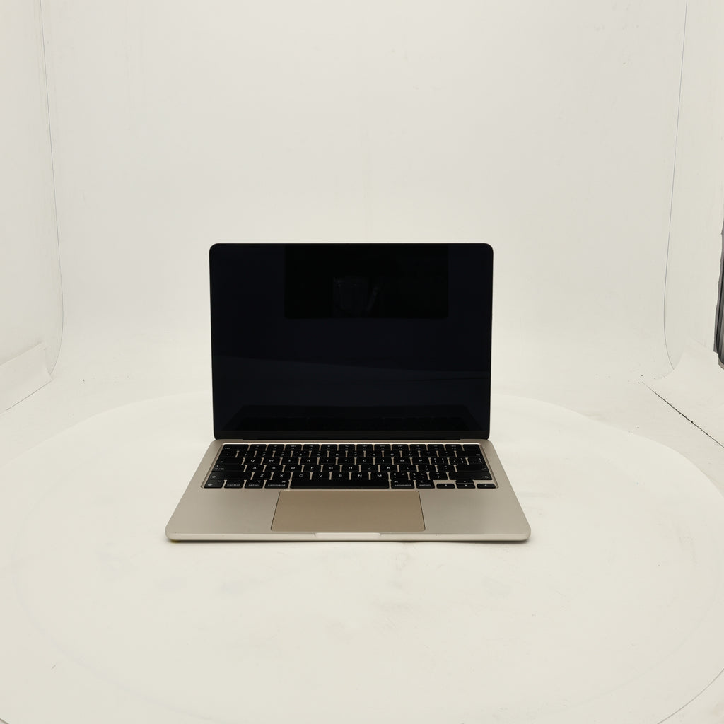 95新 Apple MacBook Air 22年 13寸 M2（8+8核） 8G RAM 256G SSD 星光色
