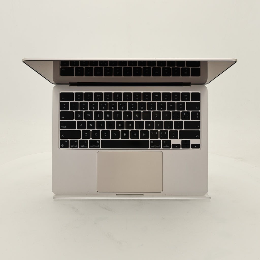 95新 Apple MacBook Air 22年 13寸 M2（8+8核） 8G RAM 256G SSD 星光色