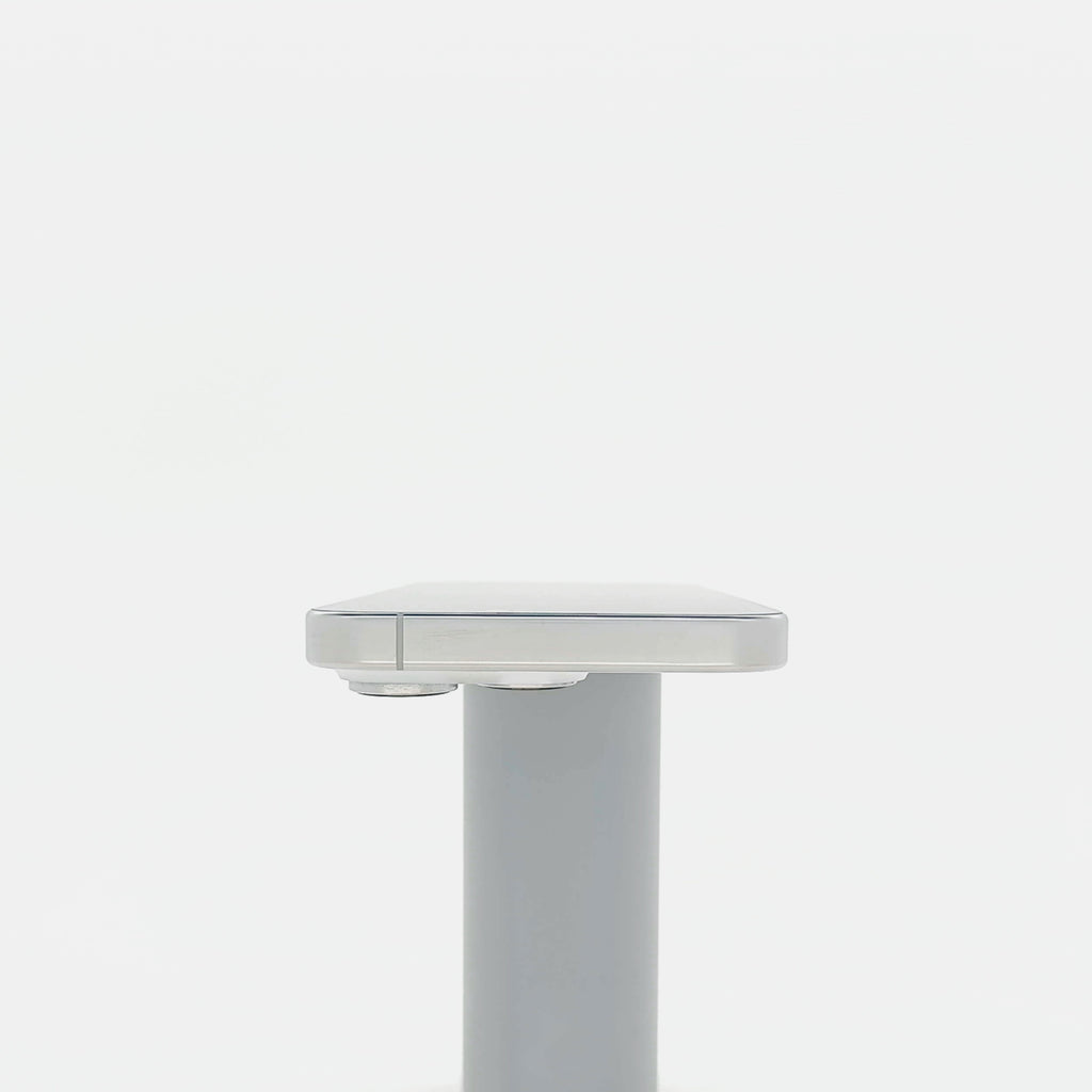 95新 Apple iPhone 16 Pro 128G 白色鈦金屬 中國大陸版