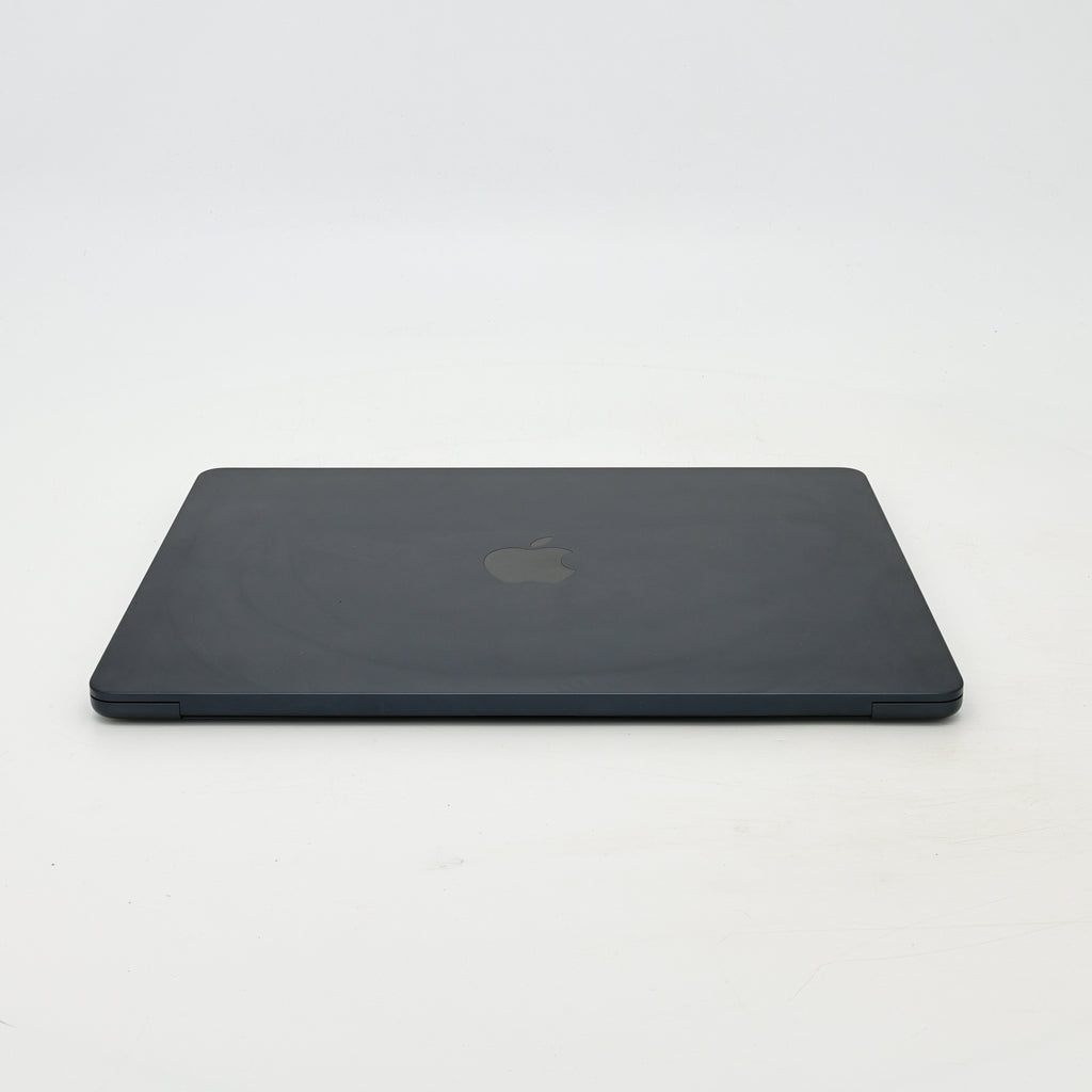 95新 Apple MacBook Air 22年 13寸 M2（8+8核） 16G RAM 256G SSD 午夜色