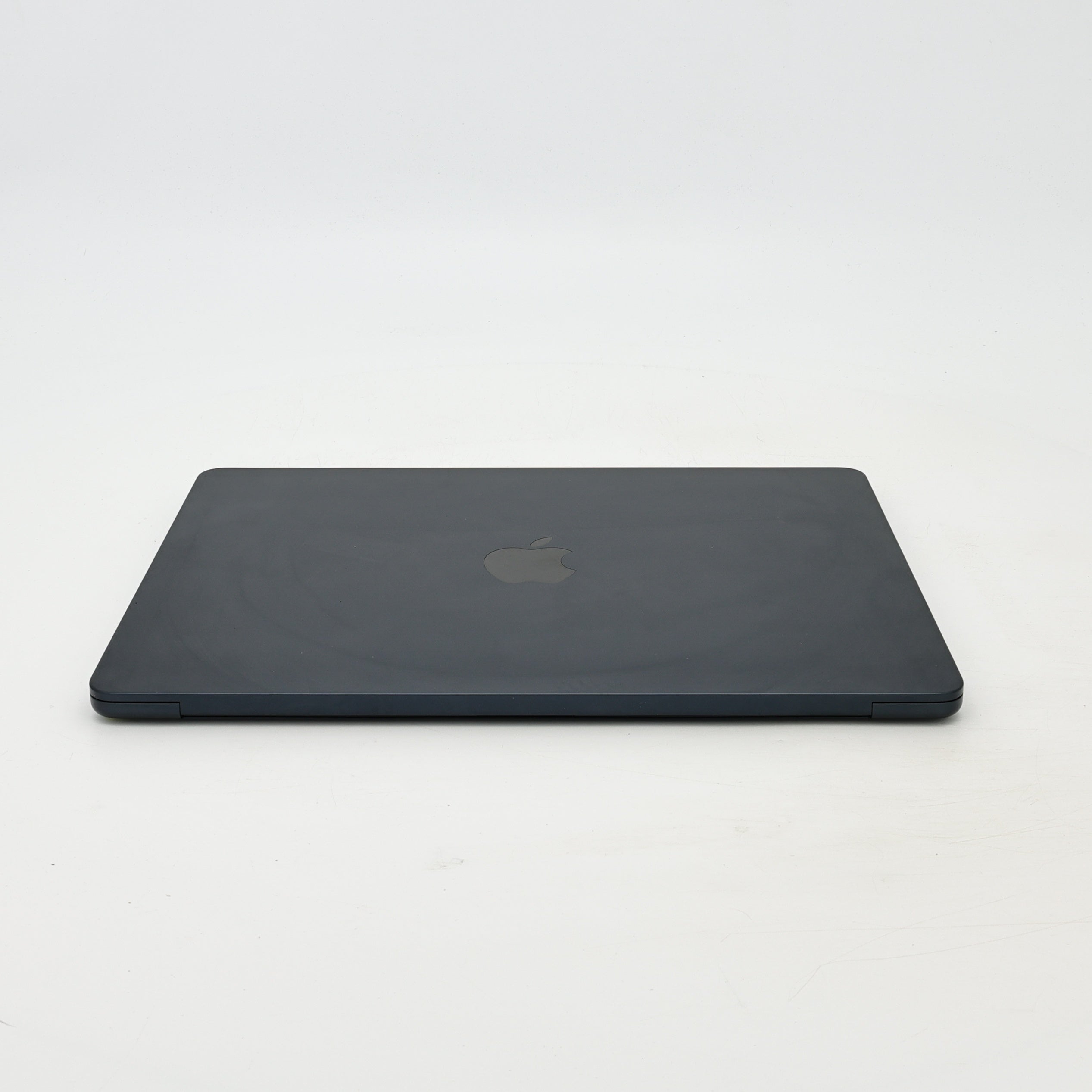 95新 Apple MacBook Air 22年 13寸 M2（8+8核） 16G RAM 256G SSD 午夜色