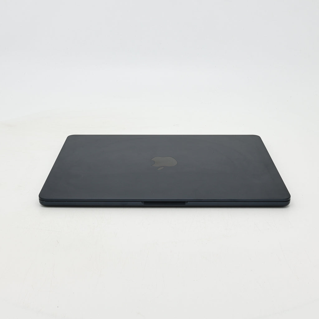 95新 Apple MacBook Air 22年 13寸 M2（8+8核） 16G RAM 256G SSD 午夜色