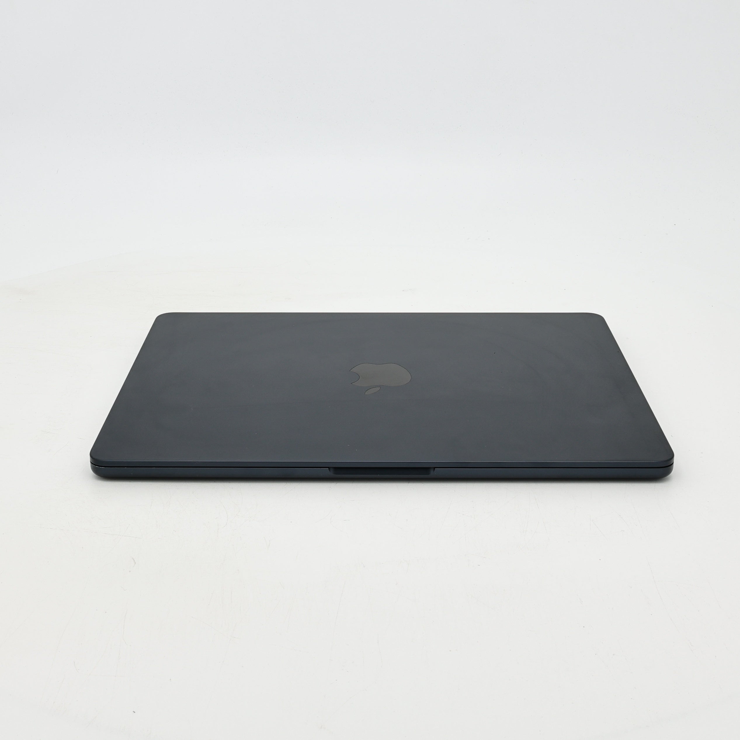 95新 Apple MacBook Air 22年 13寸 M2（8+8核） 16G RAM 256G SSD 午夜色