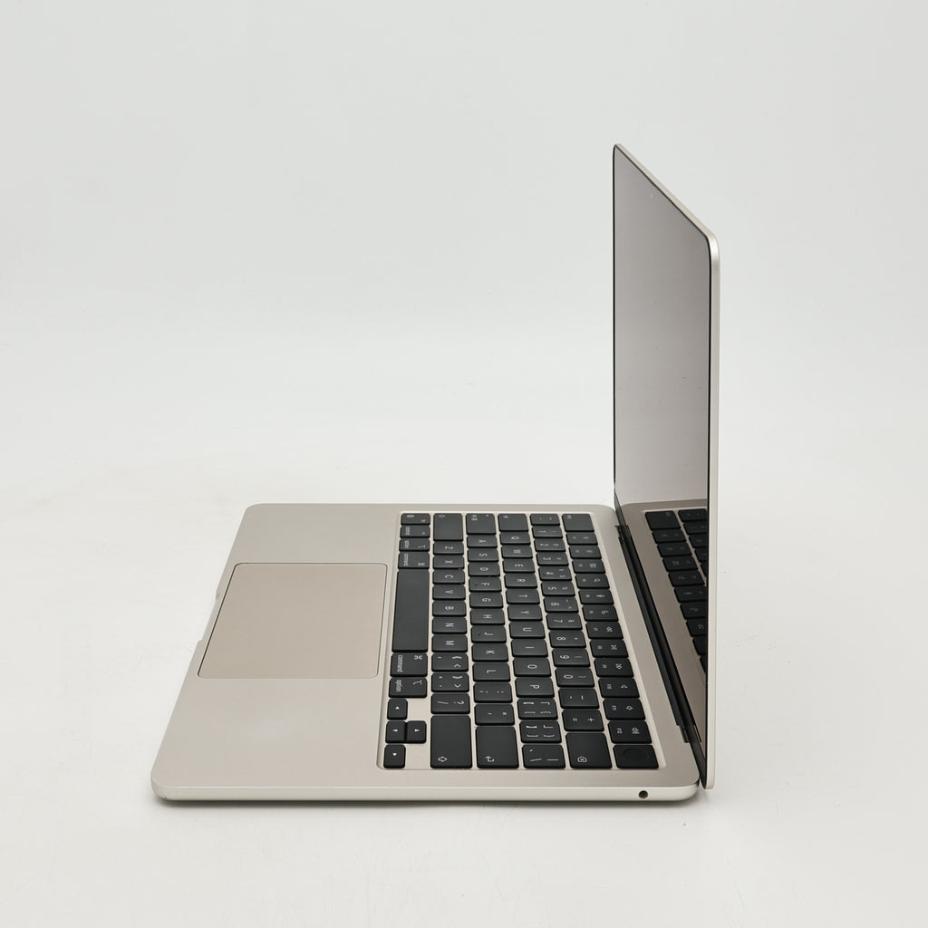 95新 Apple MacBook Air 22年 13寸 M2（8+8核） 8G RAM 256G SSD 星光色