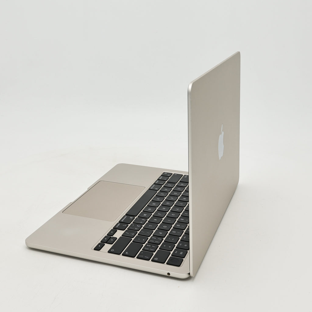 95新 Apple MacBook Air 22年 13寸 M2（8+8核） 8G RAM 256G SSD 星光色