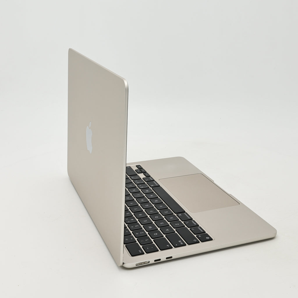 95新 Apple MacBook Air 22年 13寸 M2（8+8核） 8G RAM 256G SSD 星光色