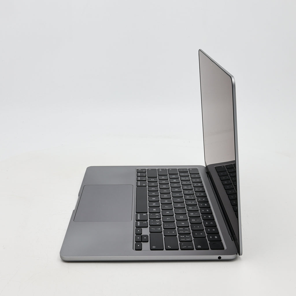 95新 Apple MacBook Air 22年 13寸 M2（8+8核） 8G RAM 256G SSD 深空灰色