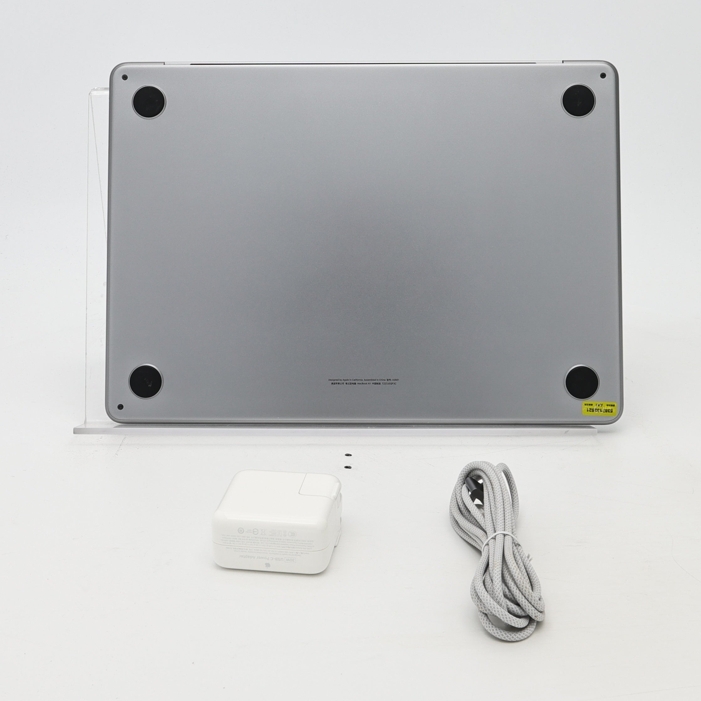 95新 Apple MacBook Air 22年 13寸 M2（8+8核） 8G RAM 256G SSD 深空灰色