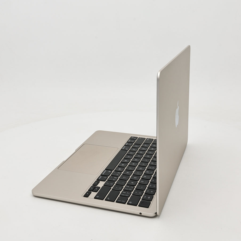 95新 Apple MacBook Air 22年 13寸 M2（8+8核） 16G RAM 256G SSD 星光色