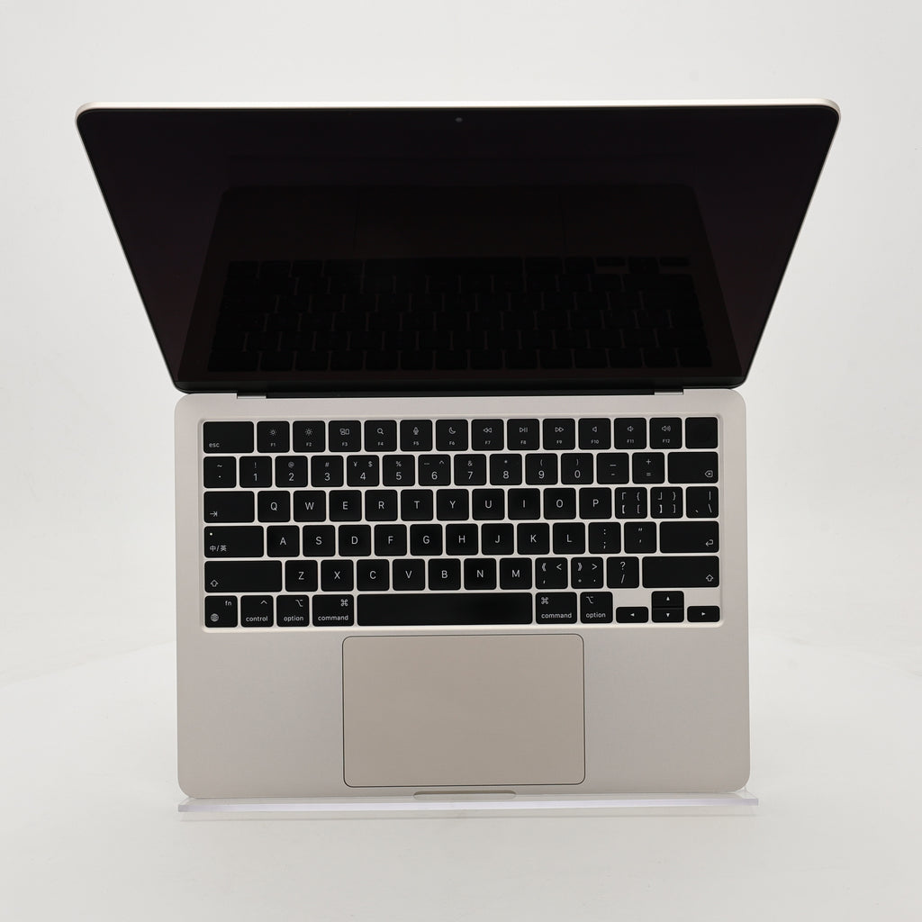 95新 Apple MacBook Air 22年 13寸 M2（8+8核） 16G RAM 256G SSD 星光色
