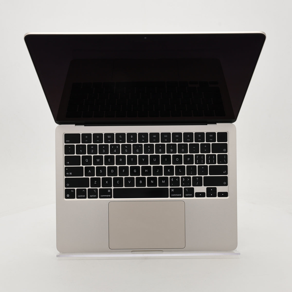95新 Apple MacBook Air 22年 13寸 M2（8+8核） 16G RAM 256G SSD 星光色