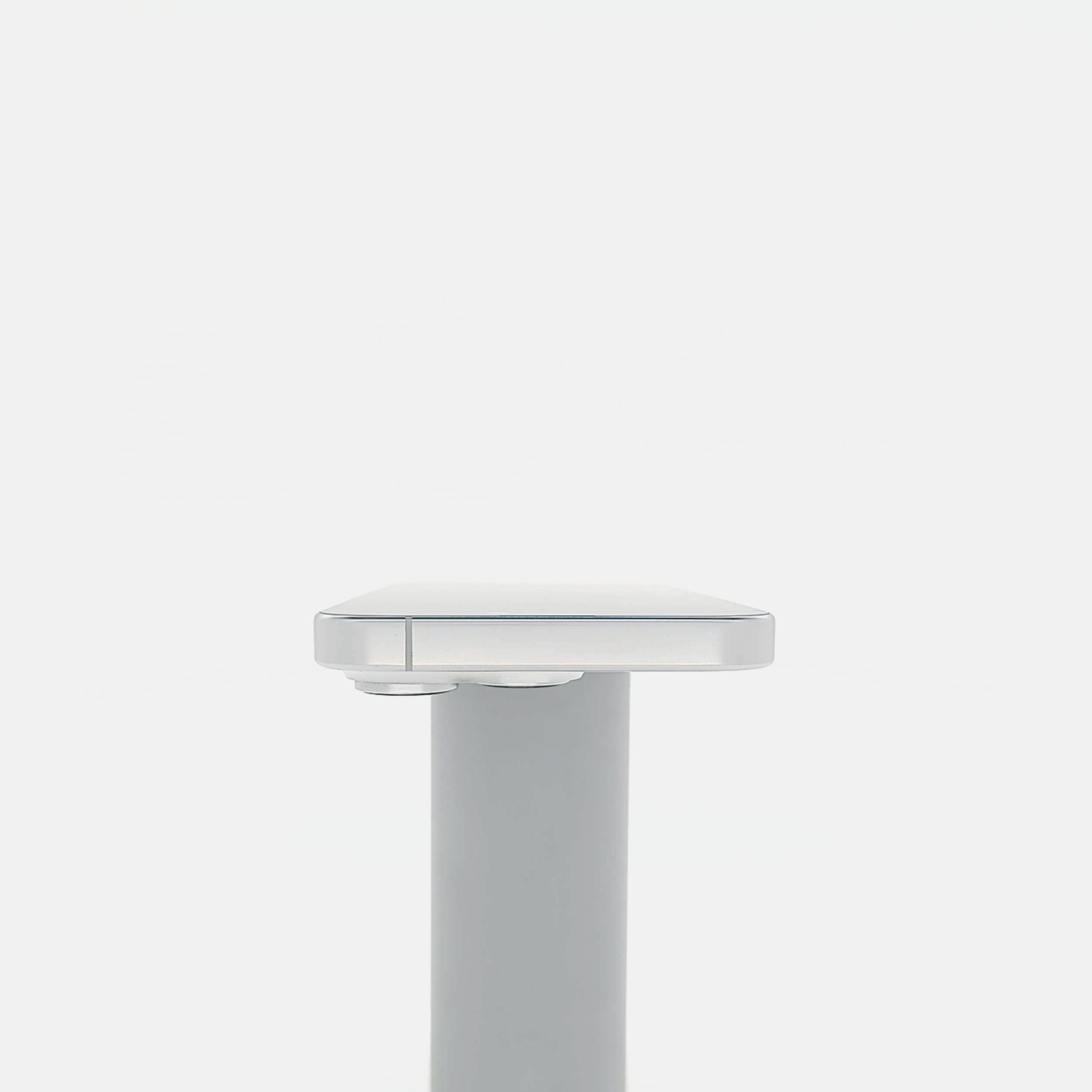 95新 Apple iPhone 16 Pro 128G 白色鈦金屬 中國大陸版