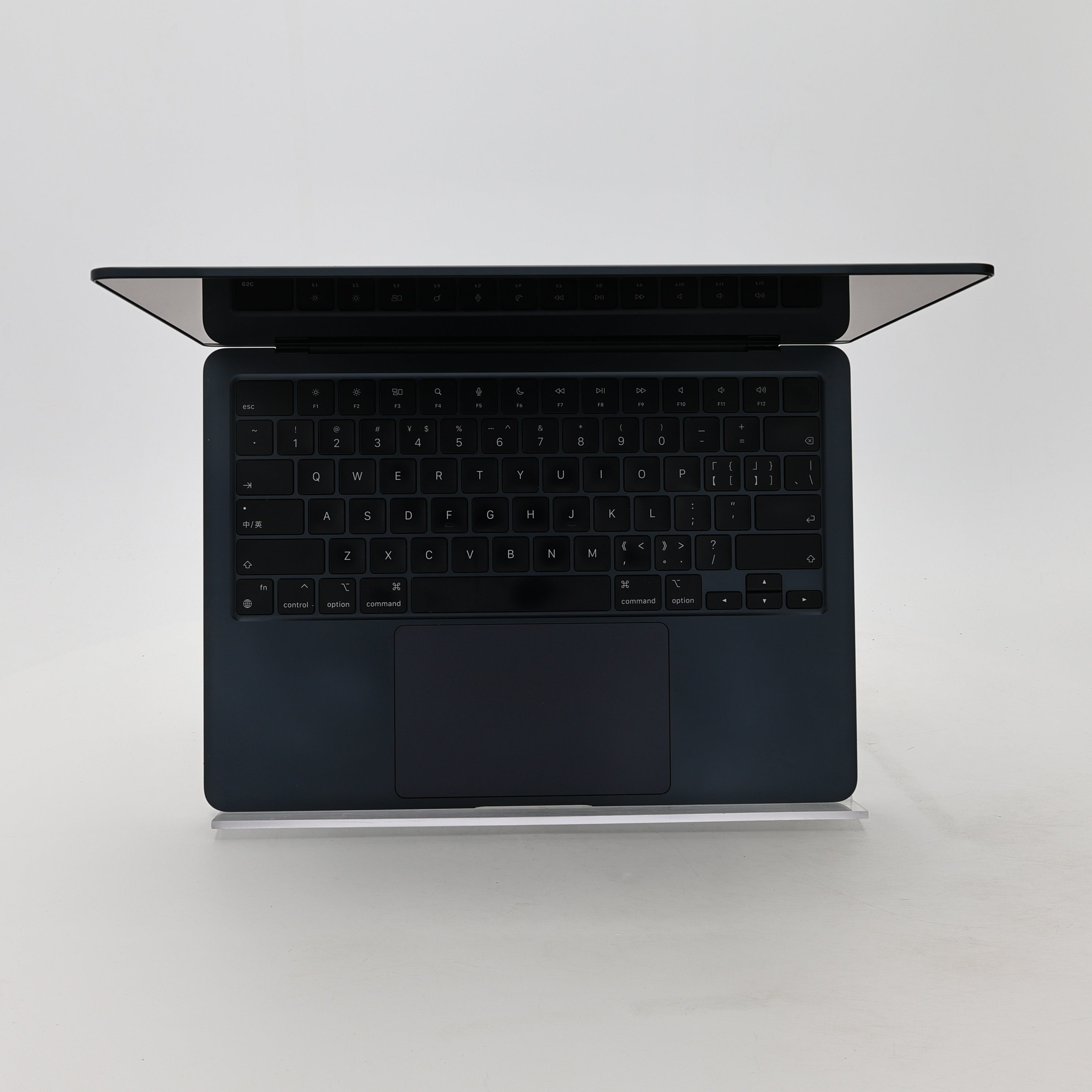 95新 Apple MacBook Air 22年 13寸 M2（8+10核） 8G RAM 512G SSD 午夜色
