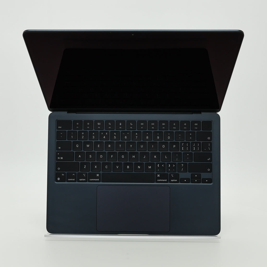 95新 Apple MacBook Air 22年 13寸 M2（8+8核） 8G RAM 256G SSD 午夜色