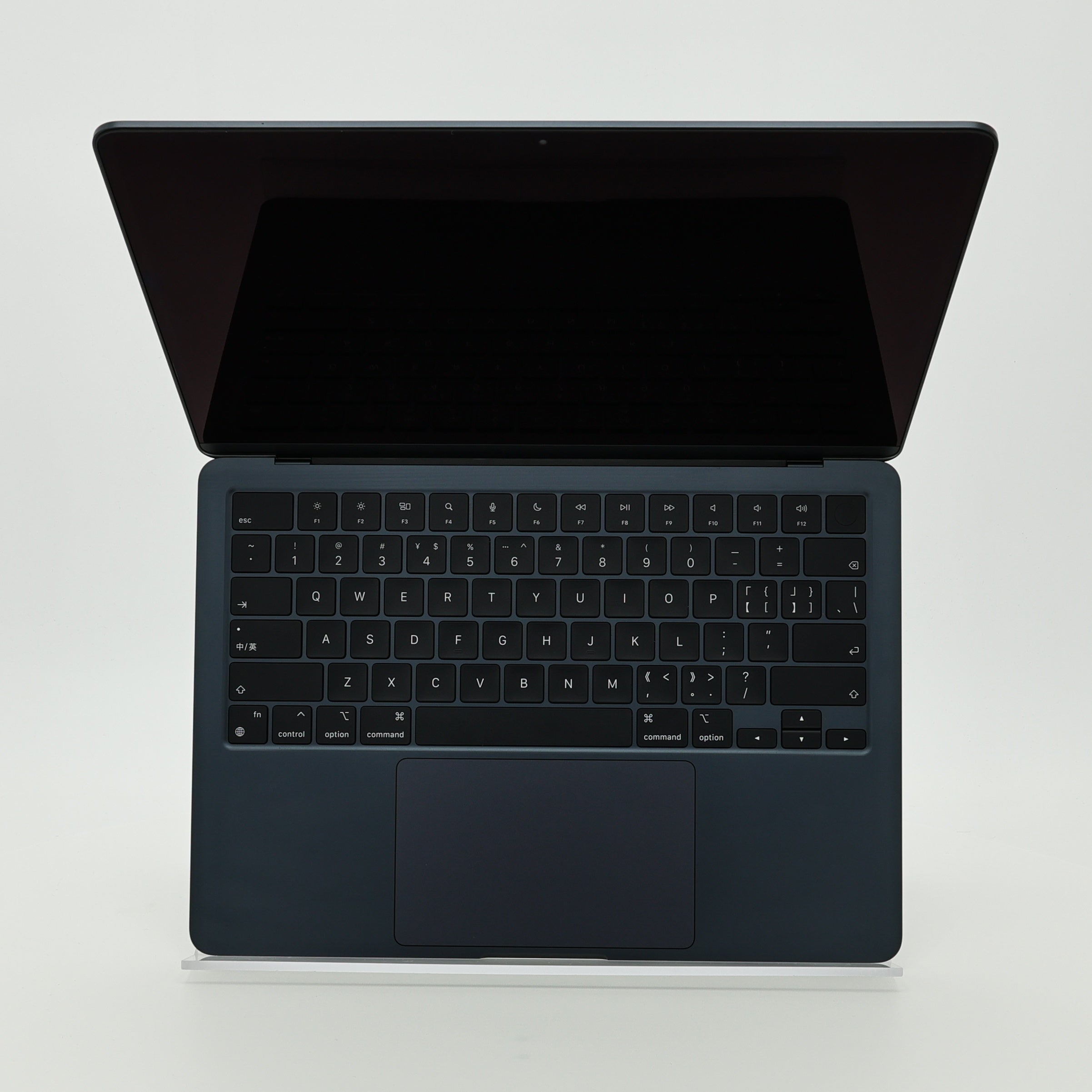 95新 Apple MacBook Air 22年 13寸 M2（8+8核） 8G RAM 256G SSD 午夜色