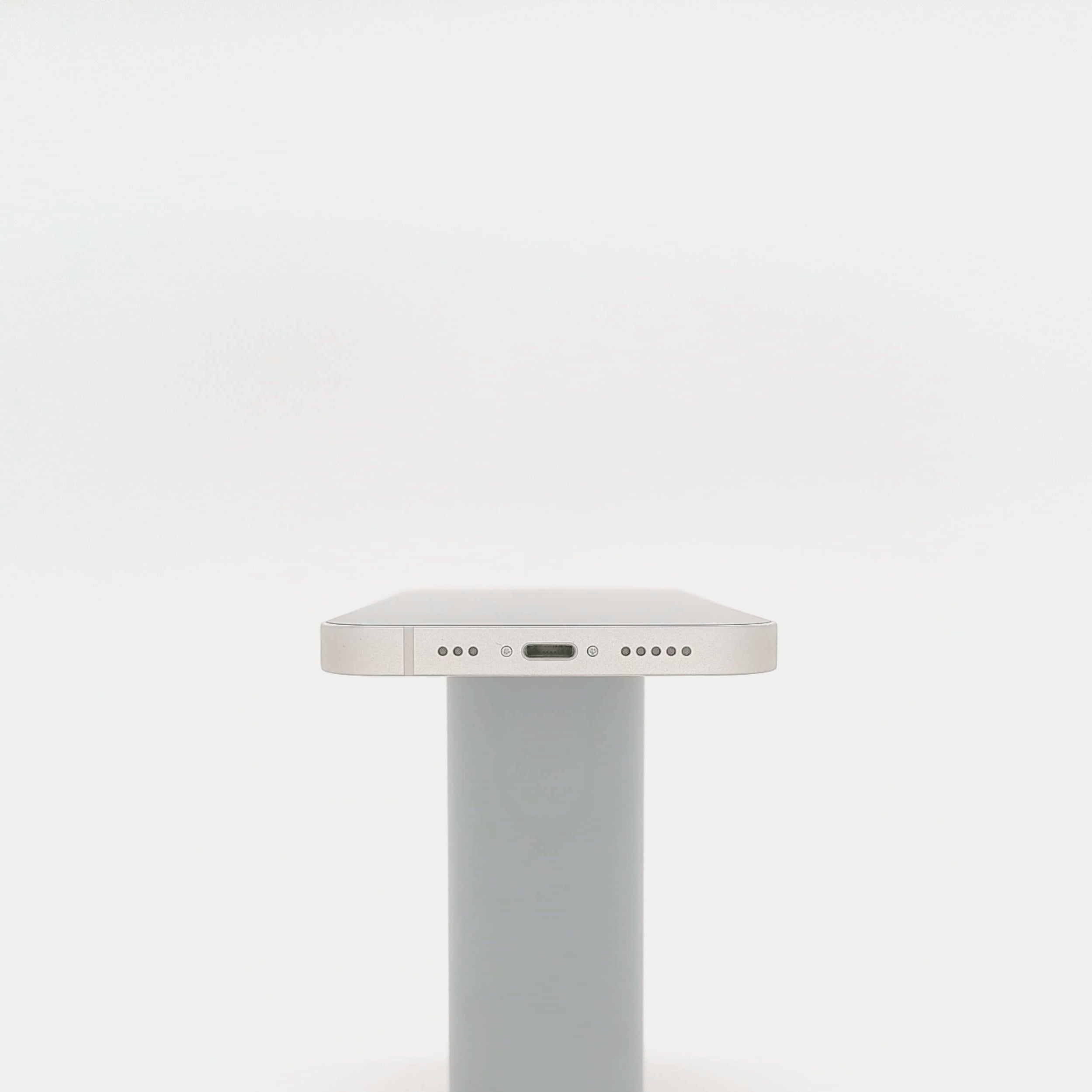 95新 Apple iPhone 13 128G 星光色 中國大陸版