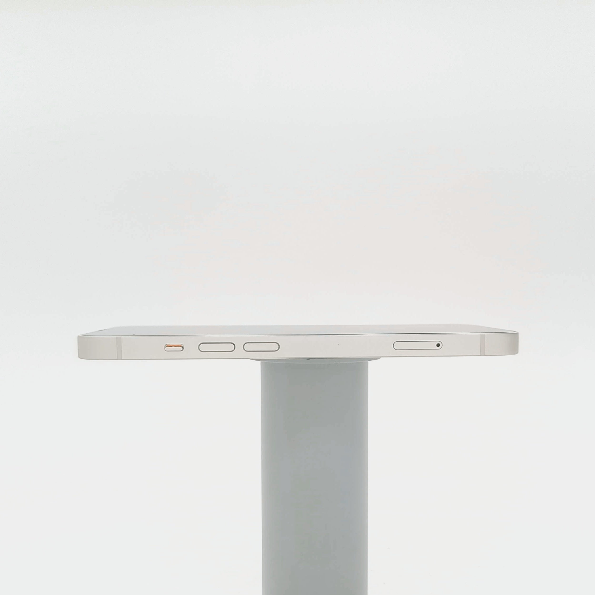 95新 Apple iPhone 13 128G 星光色 中國大陸版