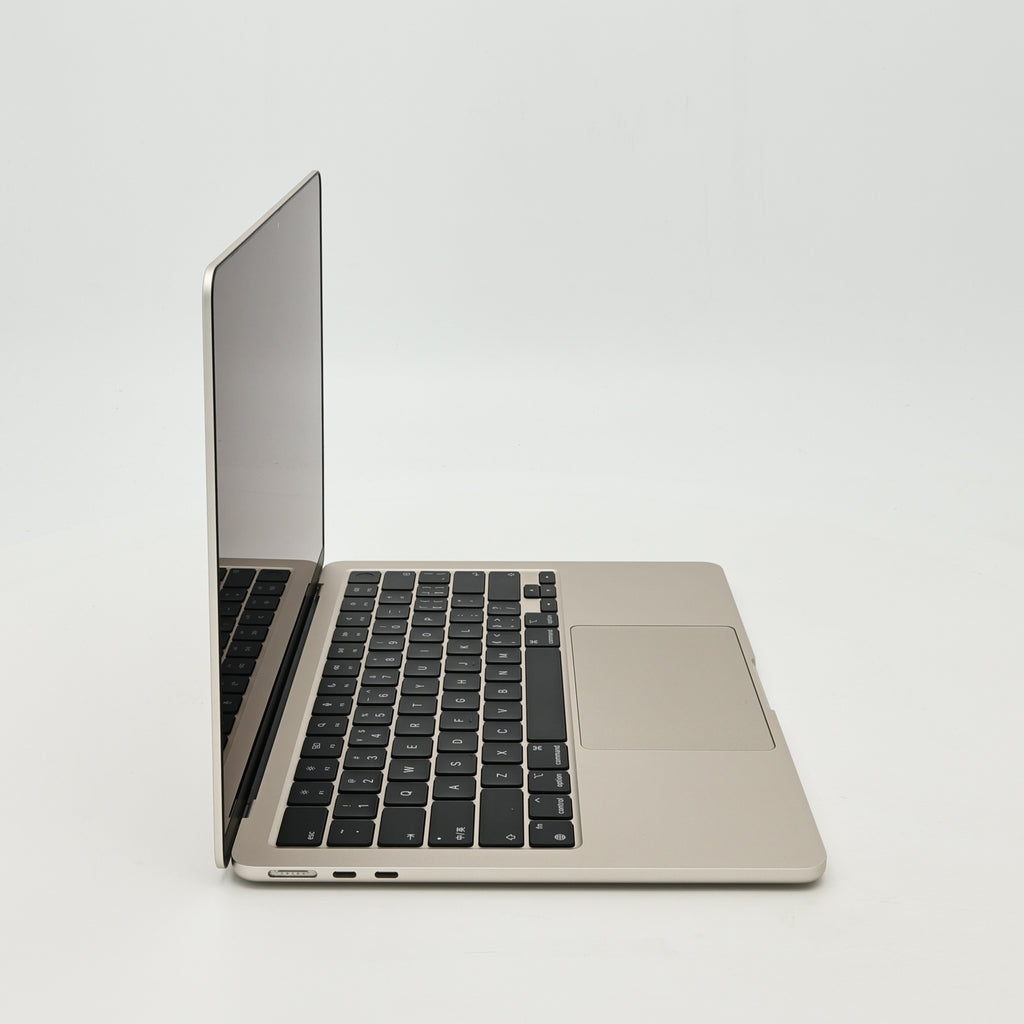 95新 Apple MacBook Air 22年 13寸 M2（8+8核） 8G RAM 256G SSD 星光色