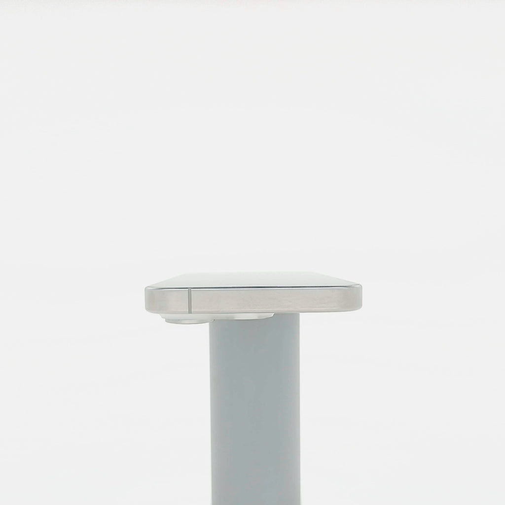 95新 Apple iPhone 15 Pro 128G 白色鈦金屬 中國大陸版