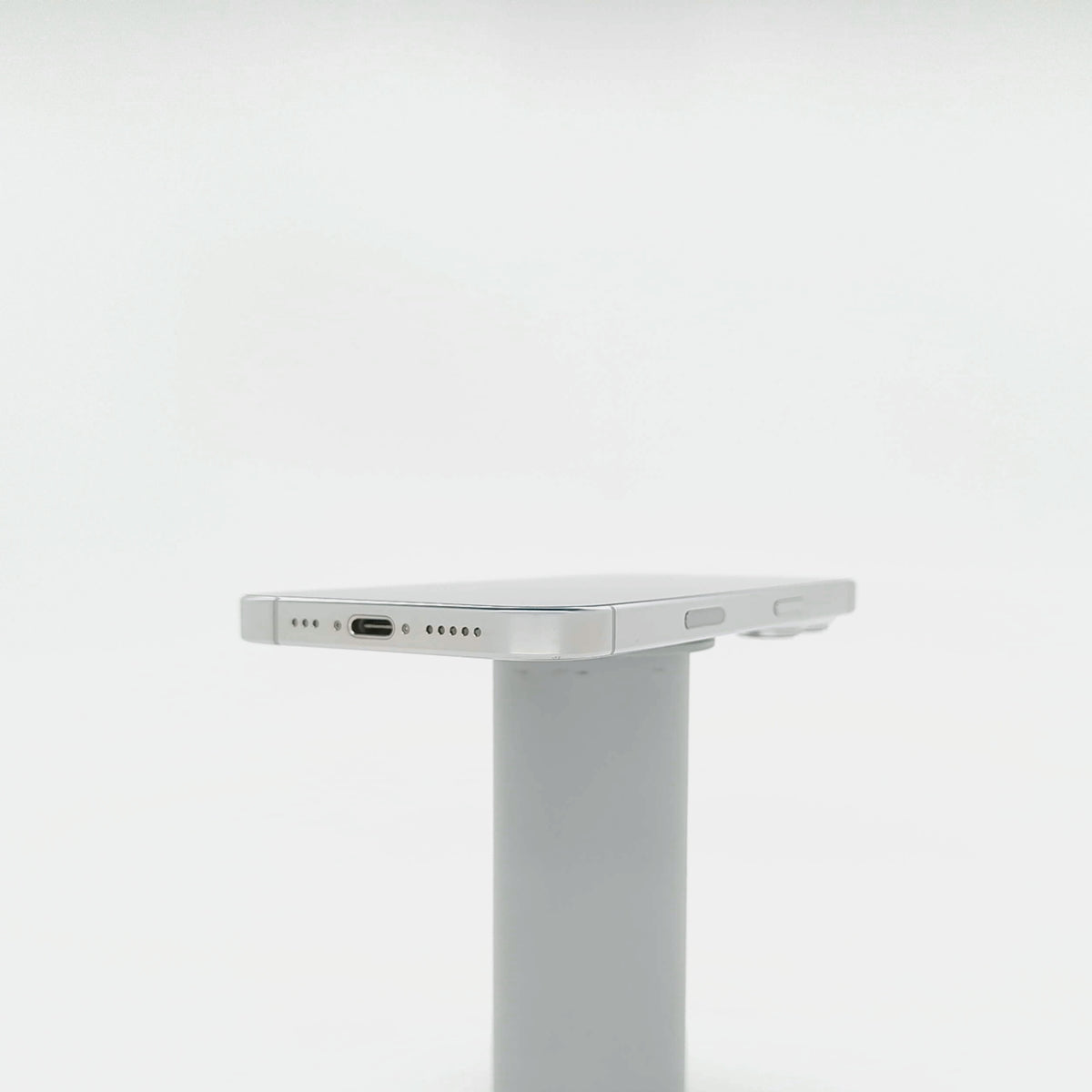 95新 Apple iPhone 16 Pro 128G 白色鈦金屬 中國大陸版