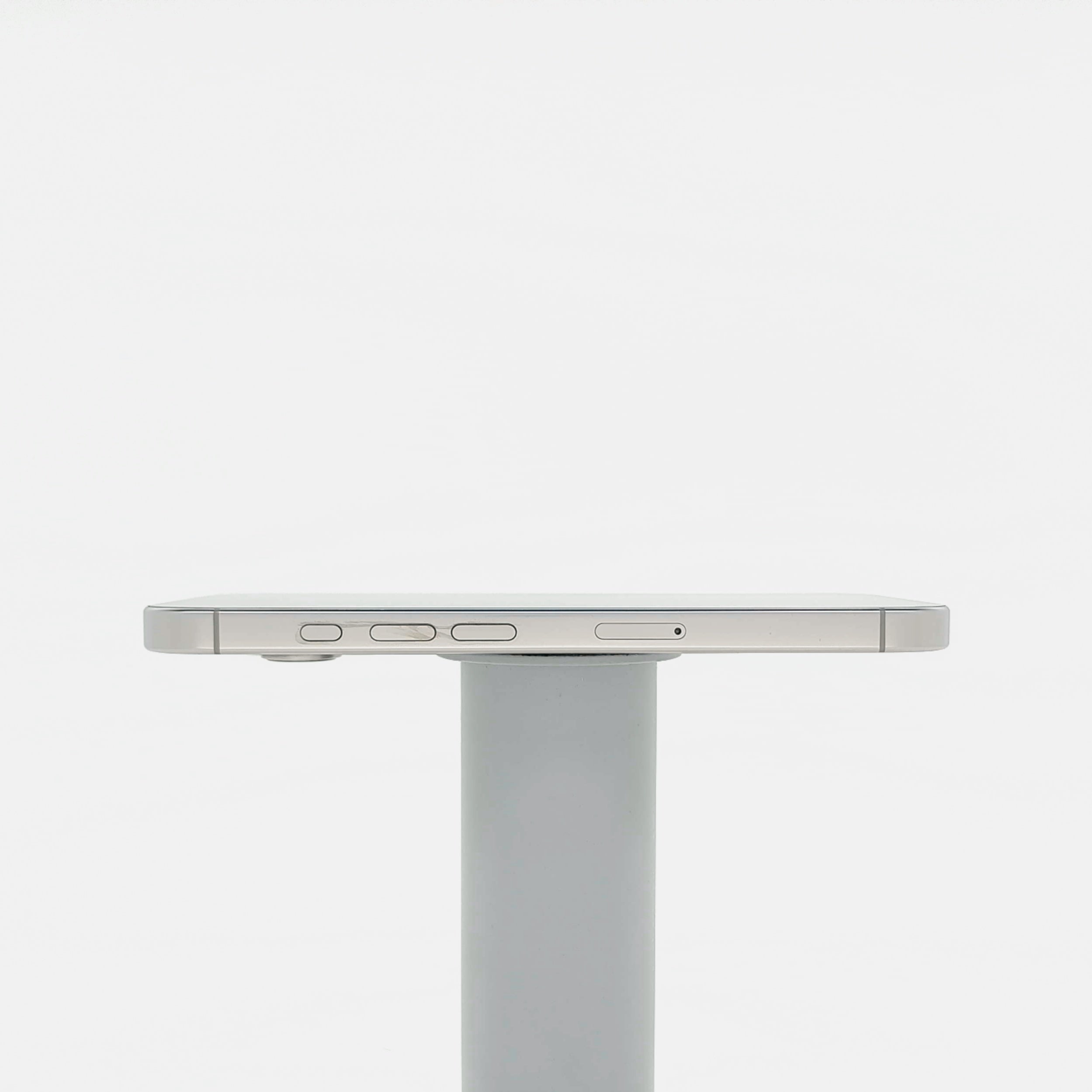 95新 Apple iPhone 16 Pro 128G 原色鈦金屬 中國大陸版