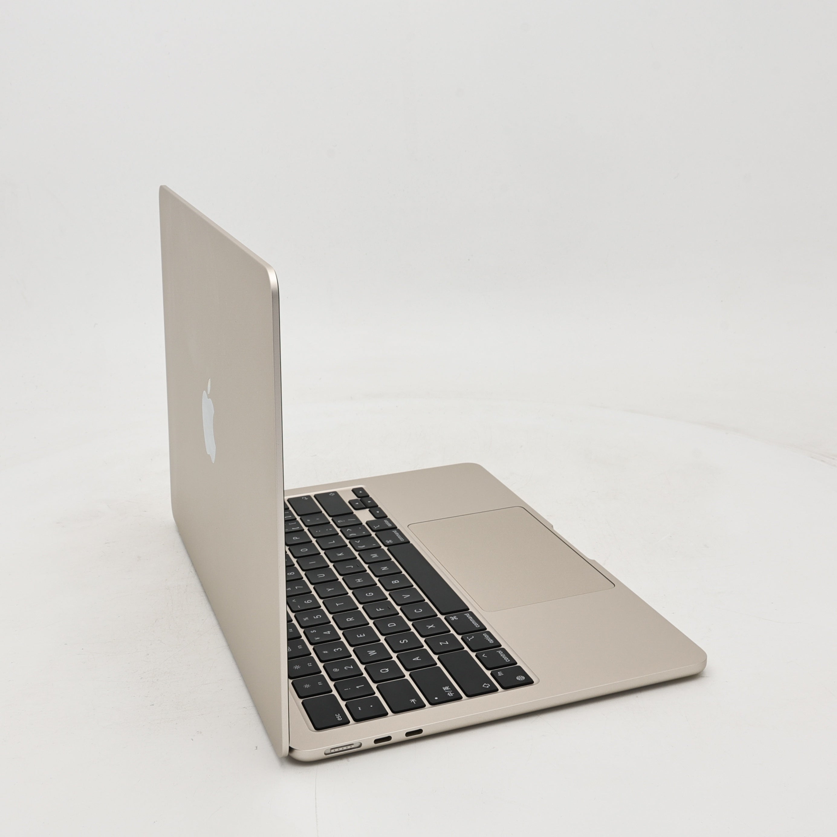 99新 Apple MacBook Air 22年 13寸 M2（8+8核） 8G RAM 256G SSD 星光色