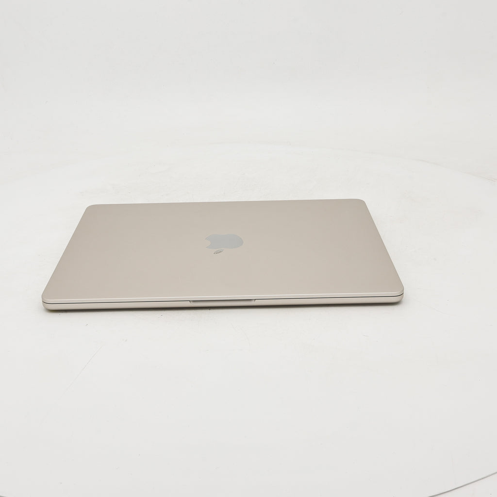 99新 Apple MacBook Air 22年 13寸 M2（8+8核） 8G RAM 256G SSD 星光色