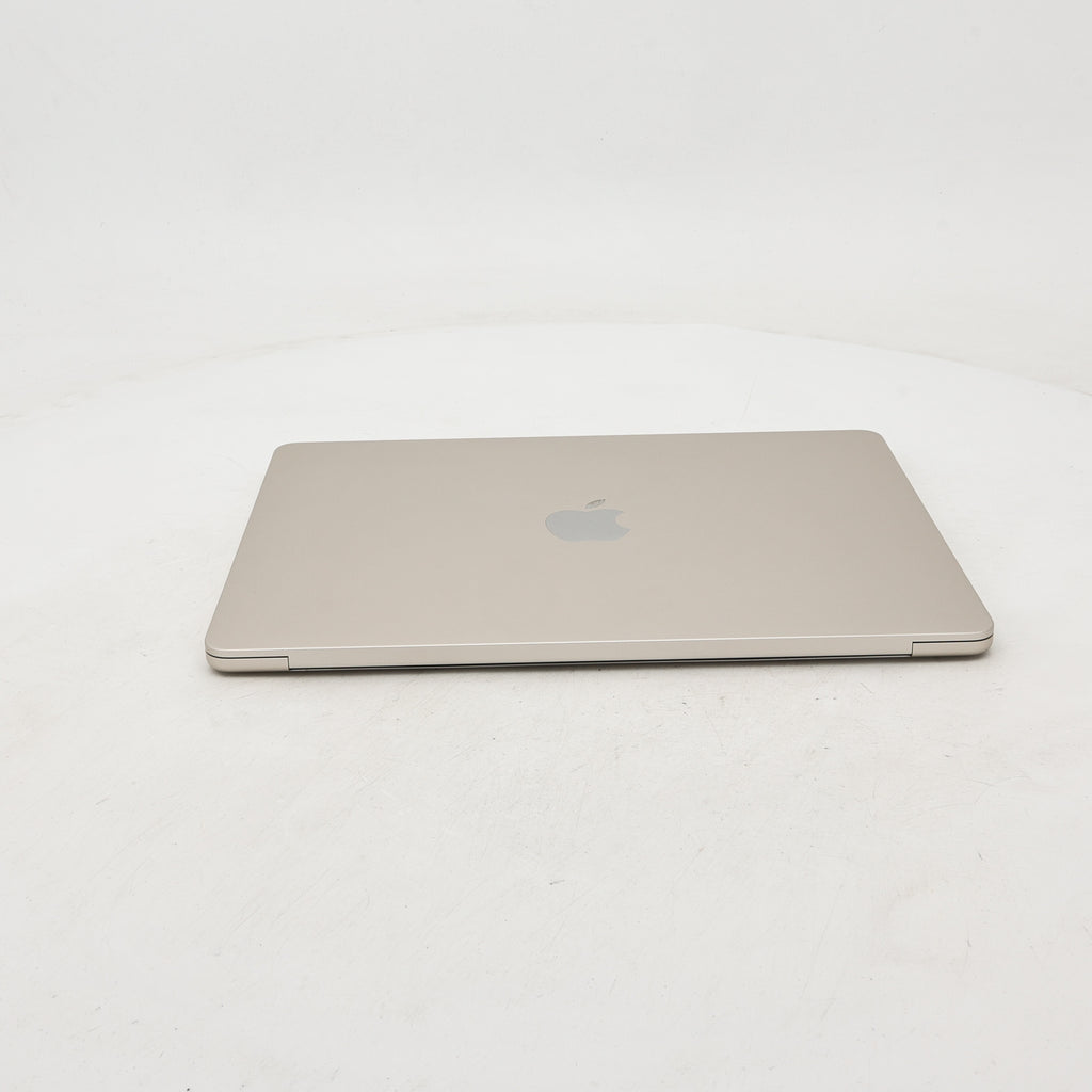 99新 Apple MacBook Air 22年 13寸 M2（8+8核） 8G RAM 256G SSD 星光色
