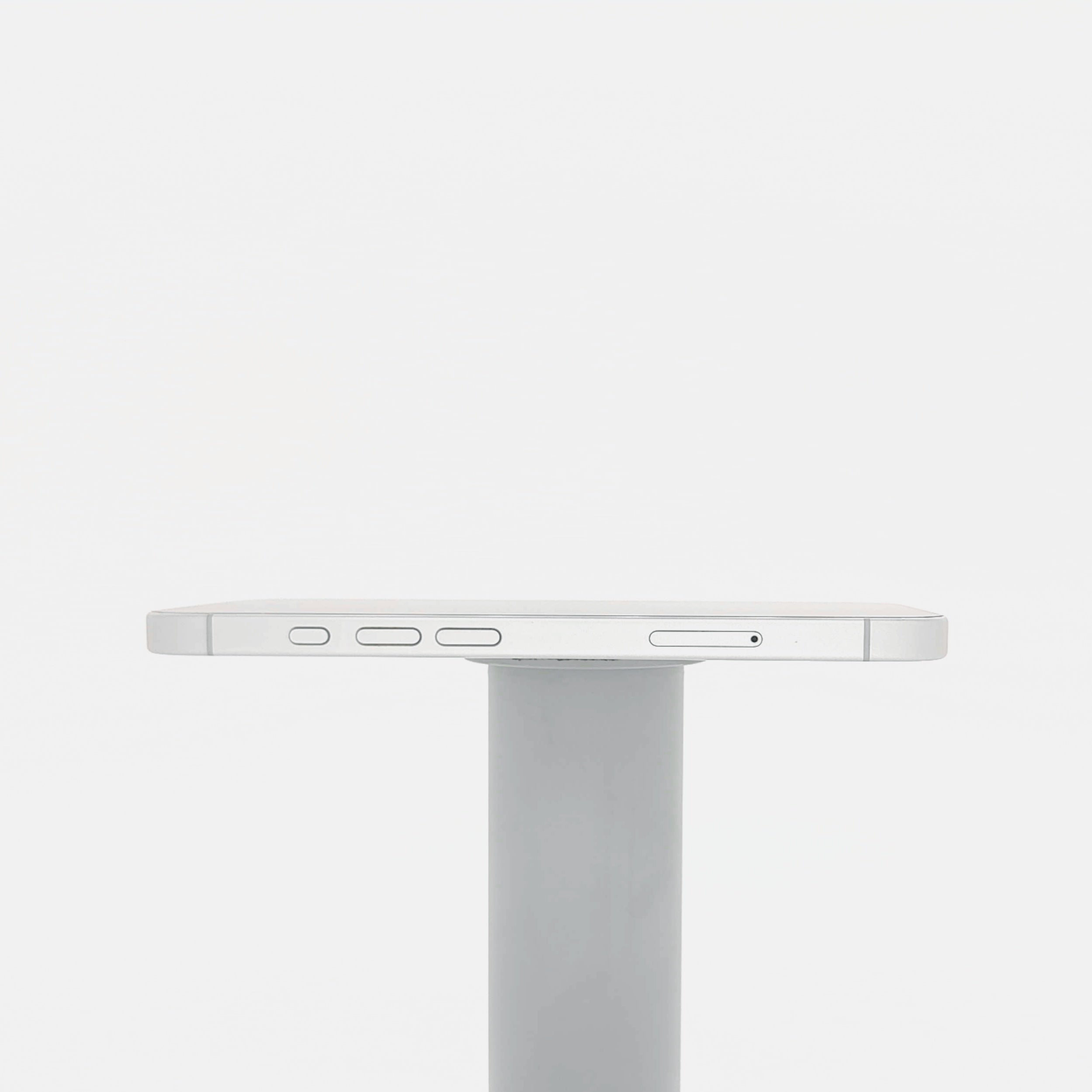 95新 Apple iPhone 16 128G 白色 中國大陸版