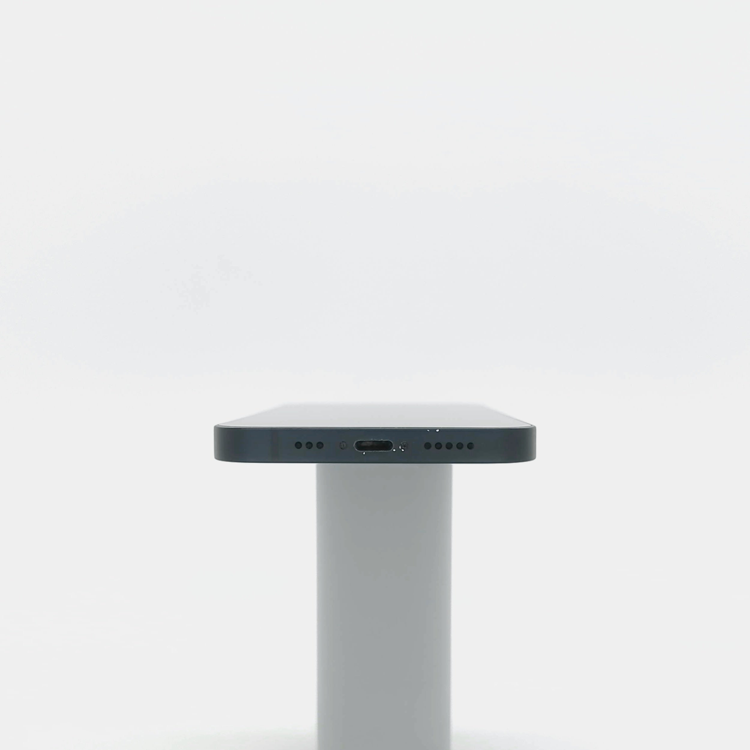 95新 Apple iPhone 13 128G 午夜色 中國大陸版