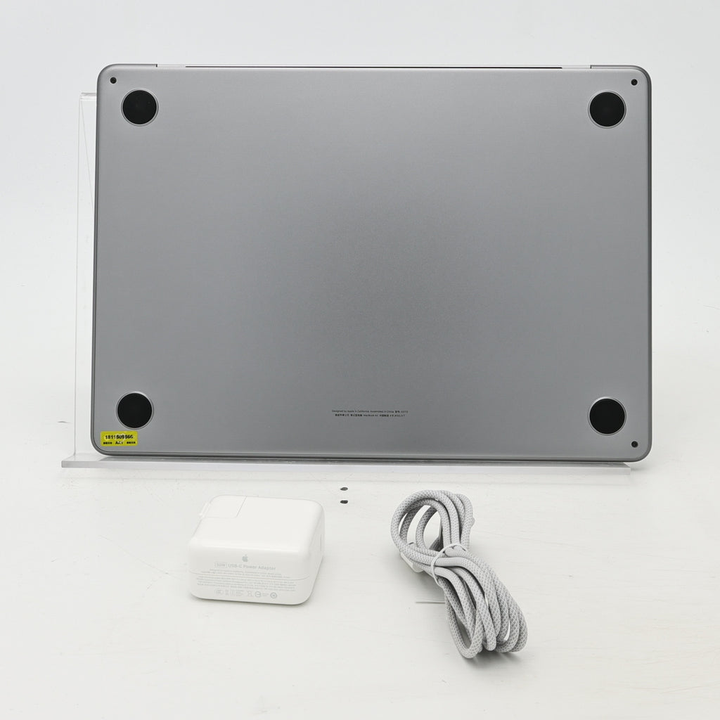 95新 Apple MacBook Air 24年 13寸 M3（8+8核） 8G RAM 256G SSD 深空灰色