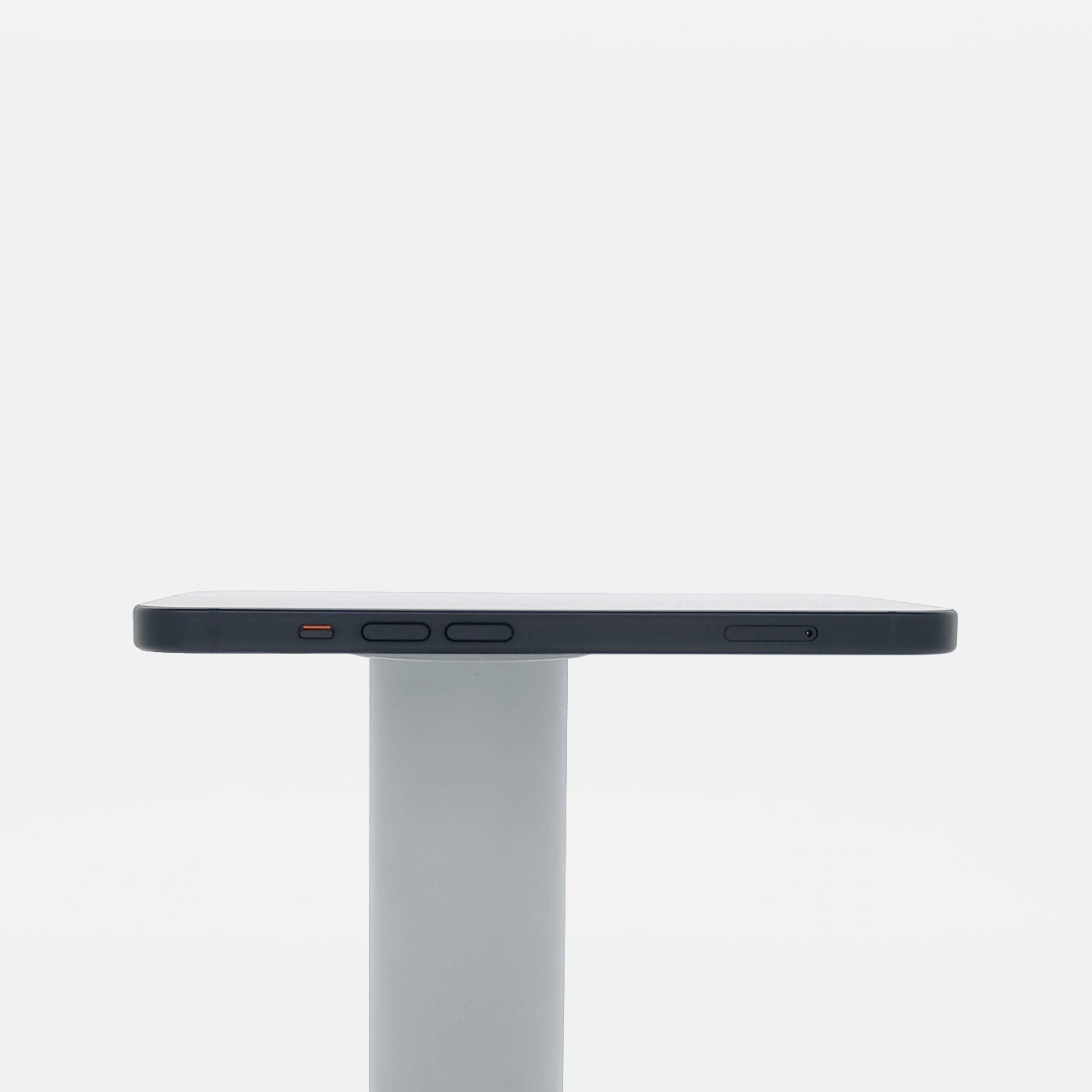 95新 Apple iPhone 15 128G 黑色 中國大陸版