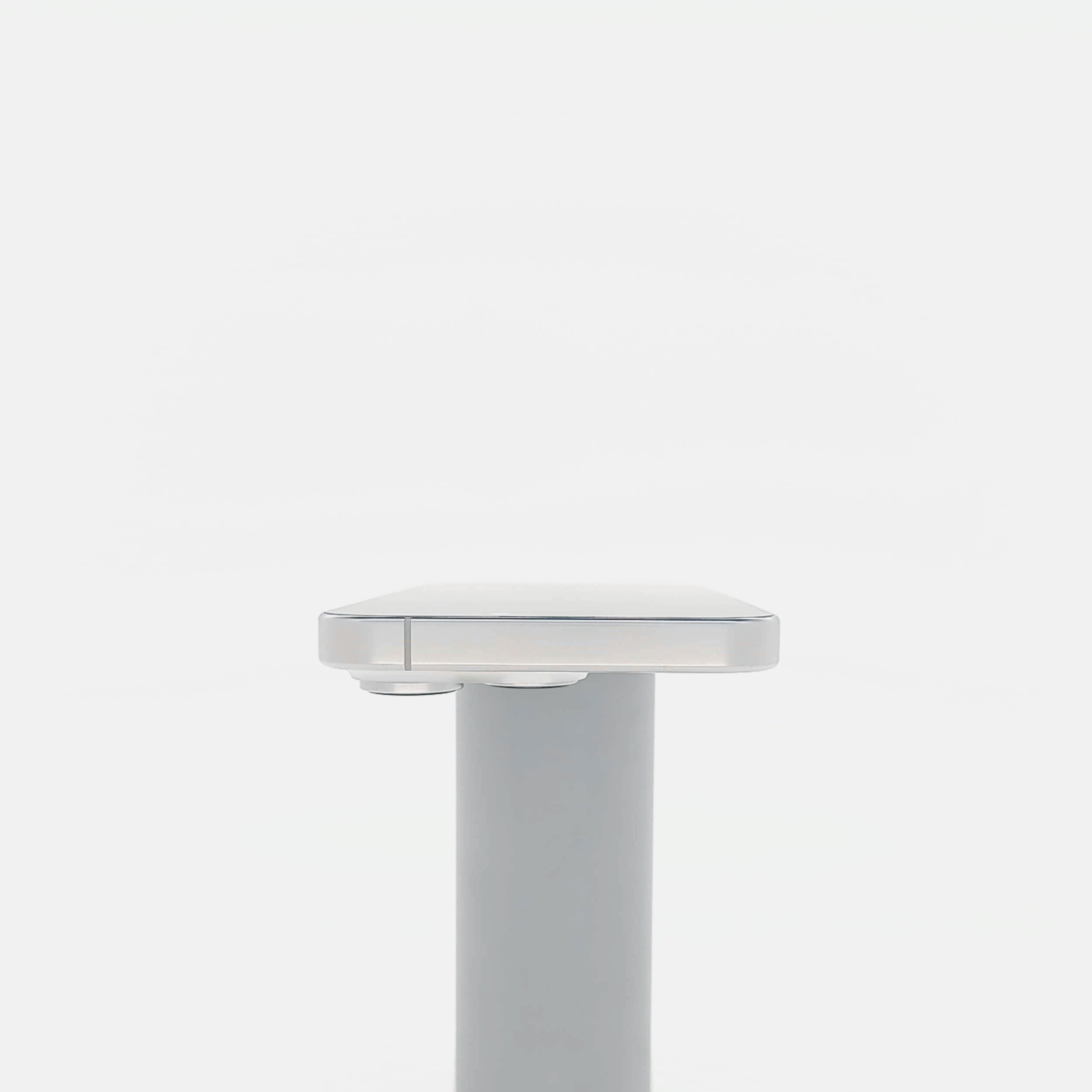 95新 Apple iPhone 16 Pro 128G 白色鈦金屬 中國大陸版