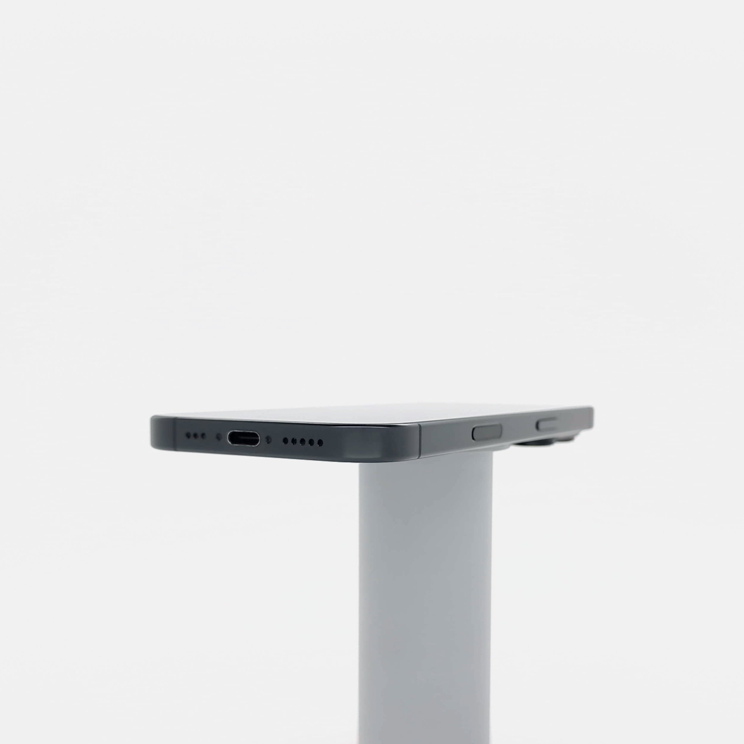 95新 Apple iPhone 16 Pro 128G 黑色鈦金屬 中國大陸版