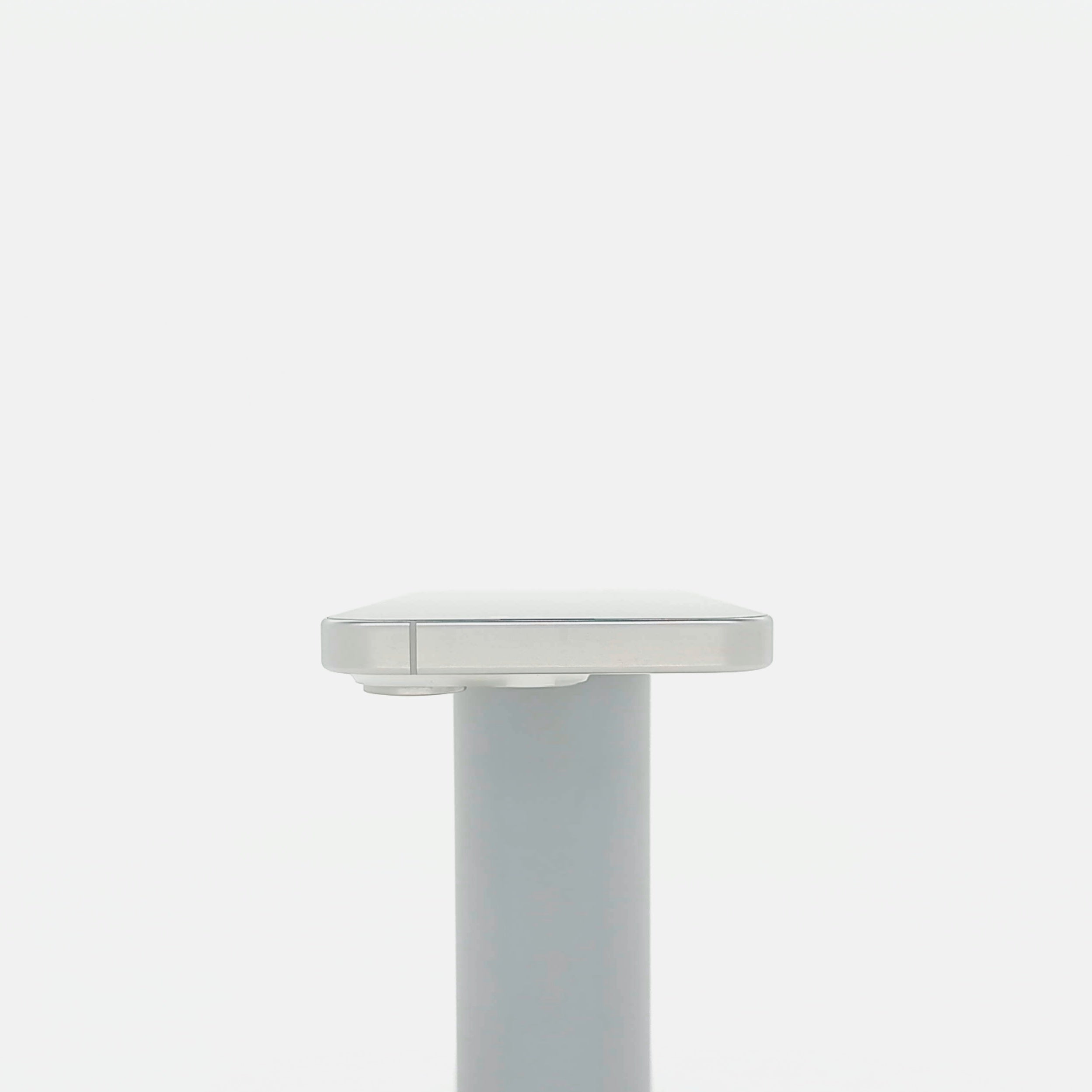 95新 Apple iPhone 15 Pro 256G 白色鈦金屬 中國大陸版