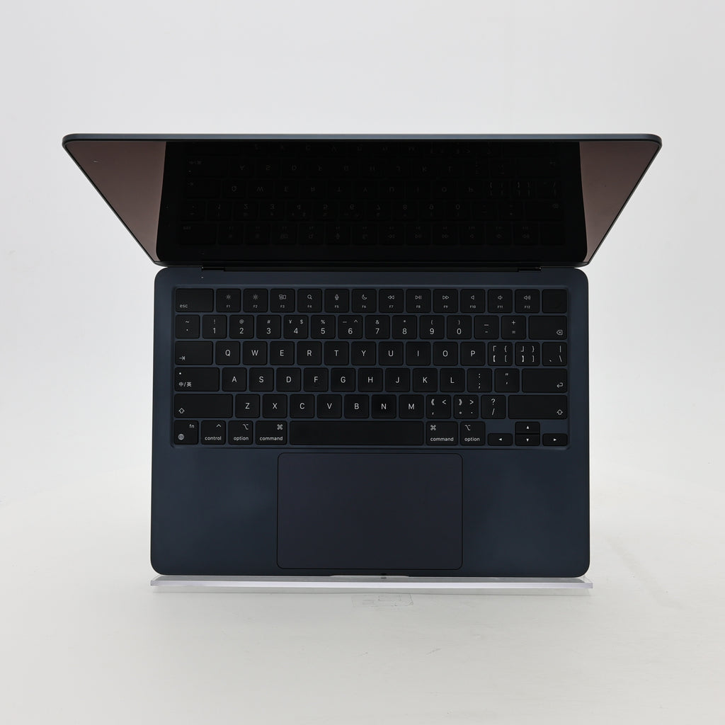 95新 Apple MacBook Air 22年 13寸 M2（8+8核） 8G RAM 256G SSD 午夜色
