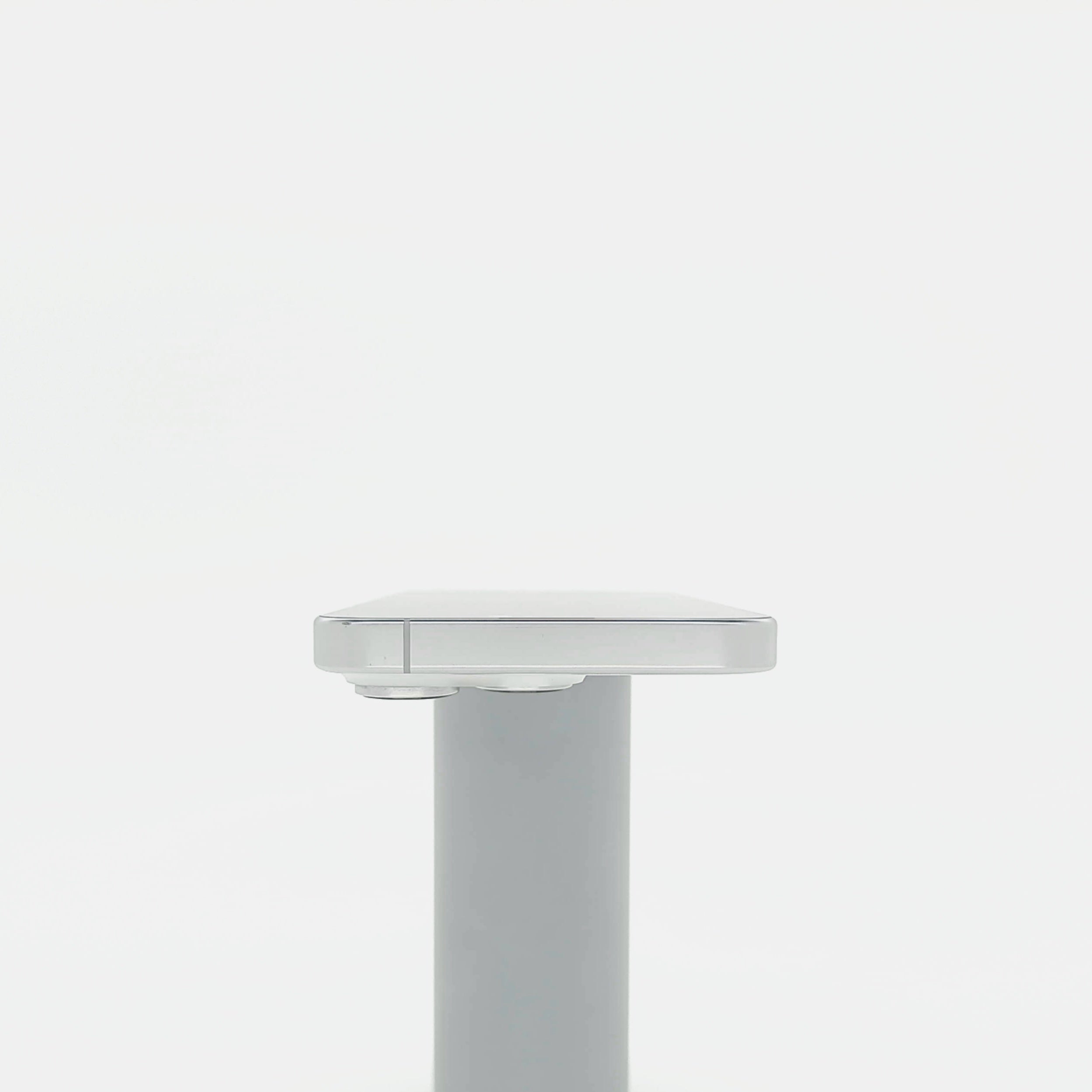 95新 Apple iPhone 16 Pro 128G 白色鈦金屬 中國大陸版